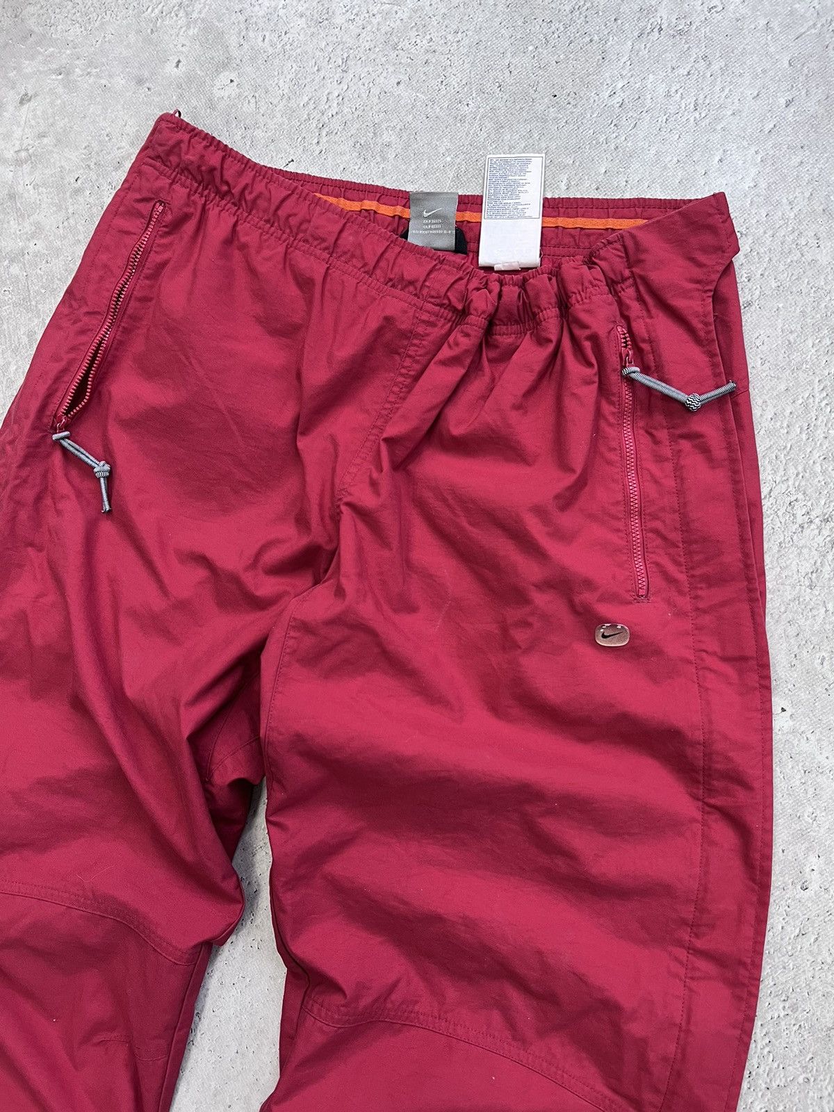 Nike × Vintage Vintage Nike Track Cargo Pants Nylon Drill Y2K Style Swoosh Size US 34 / EU 50 - 3 Thumbnail