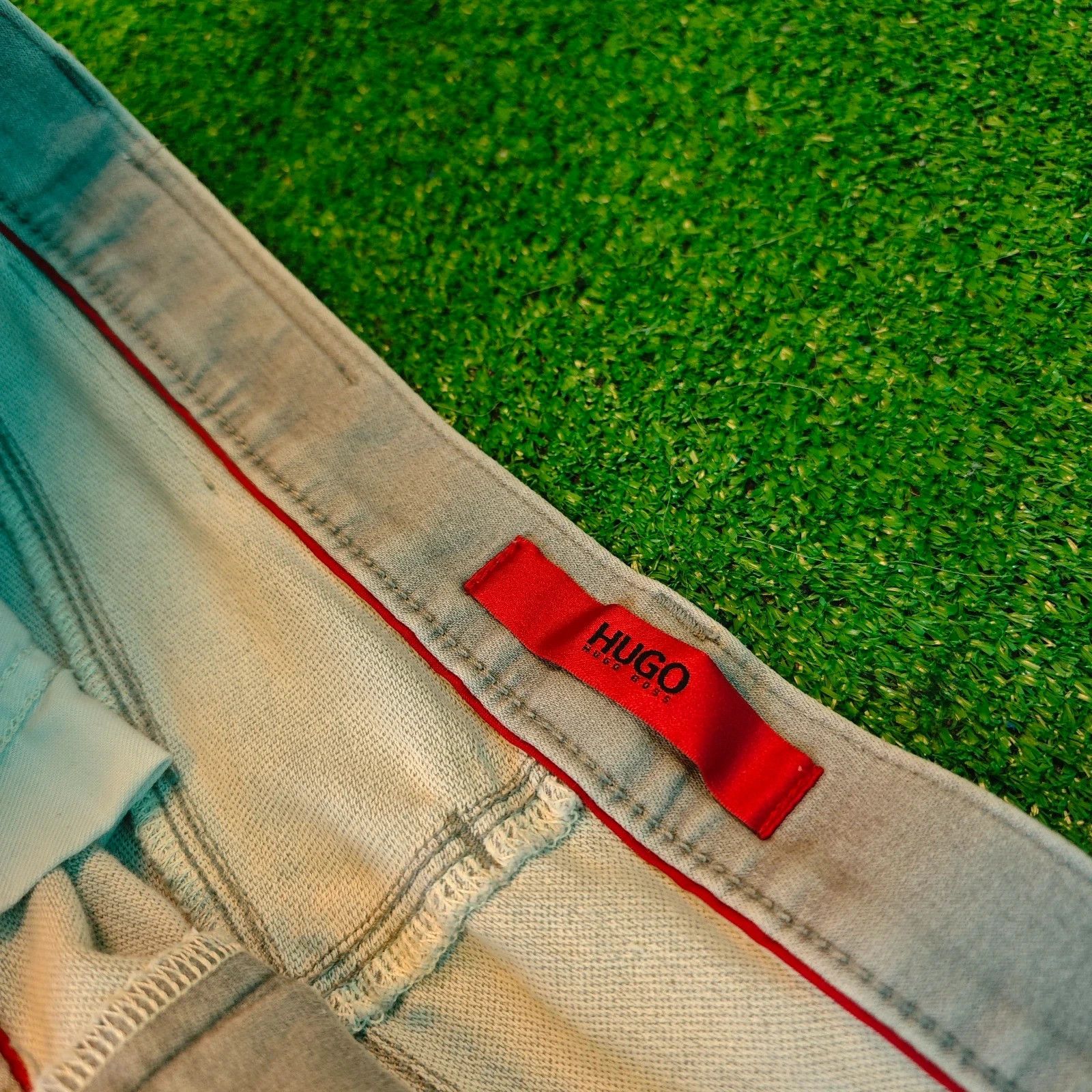Hugo Boss Hugo Boss Jeans Mens 33x34 gray slim zip fly denim pants Size US 33 - 6 Thumbnail