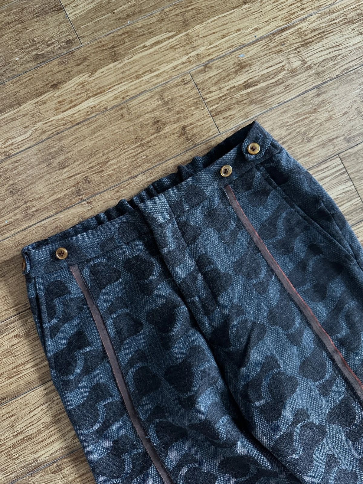 Comme des Garcons Homme Plus FW2002 Pscyhedelic Patterned Herringbone Trousers Size US 28 / EU 44 - 2 Thumbnail