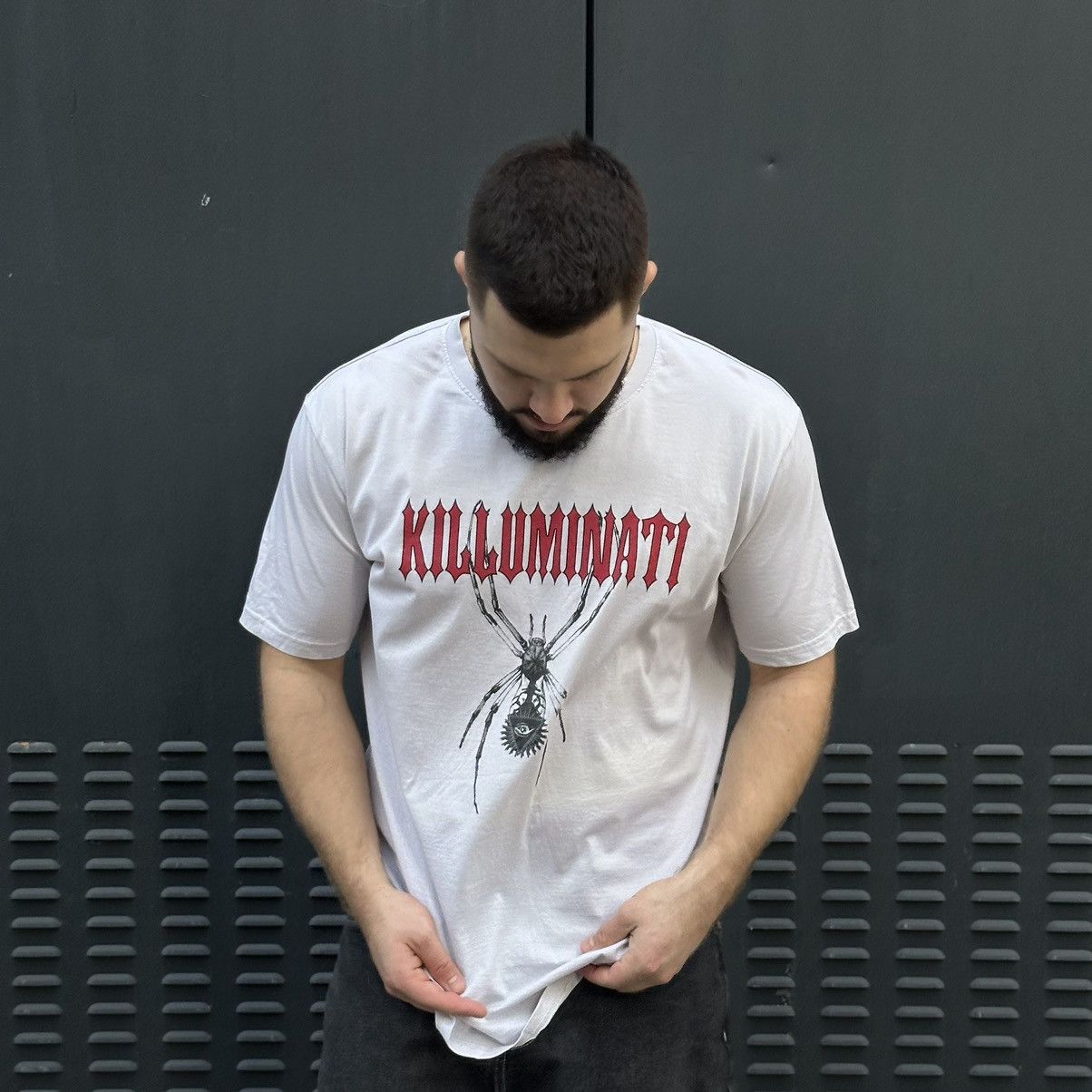 Band Tees × Vintage Vintage Killuminati T-shirts Big Logo Band Rock Y2K 00s Size US L / EU 52-54 / 3 - 1 Thumbnail