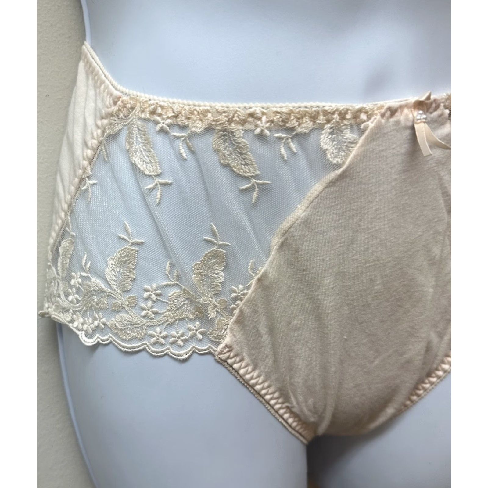 Vintage VINTAGE Wacoal Panties Cotton Sheer Lace Hi Cut Size M NEW Size 32" / US 10 / IT 46 - 4 Thumbnail