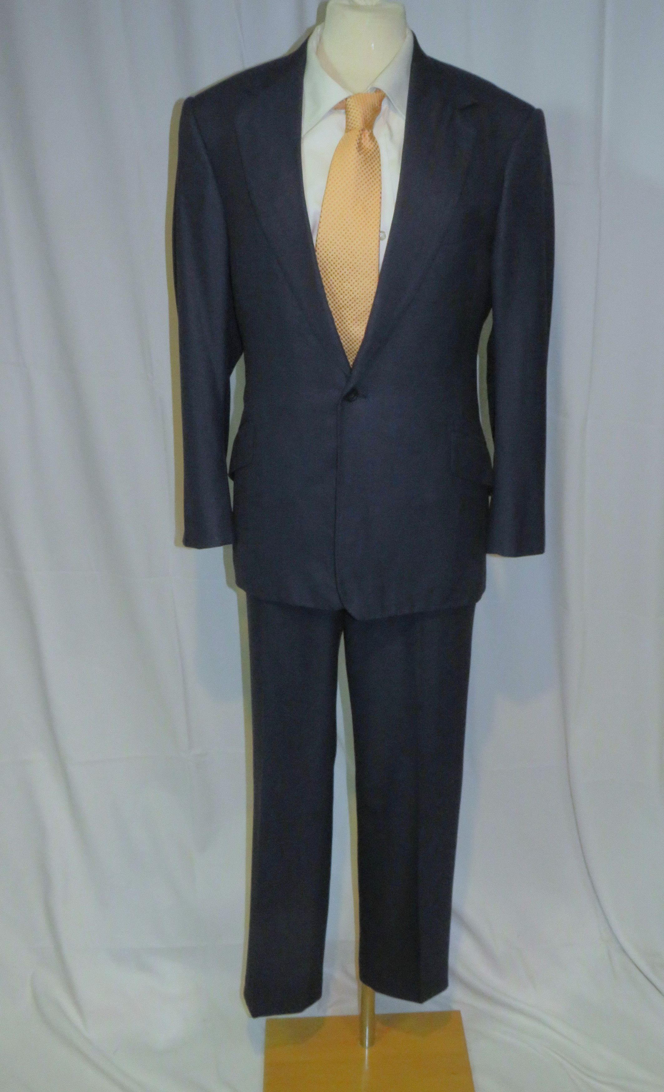 Huntsman × Savile Row Bespoke 2022 Navy Blue Birdseye One Button Suit 34S Size 34S - 1 Thumbnail