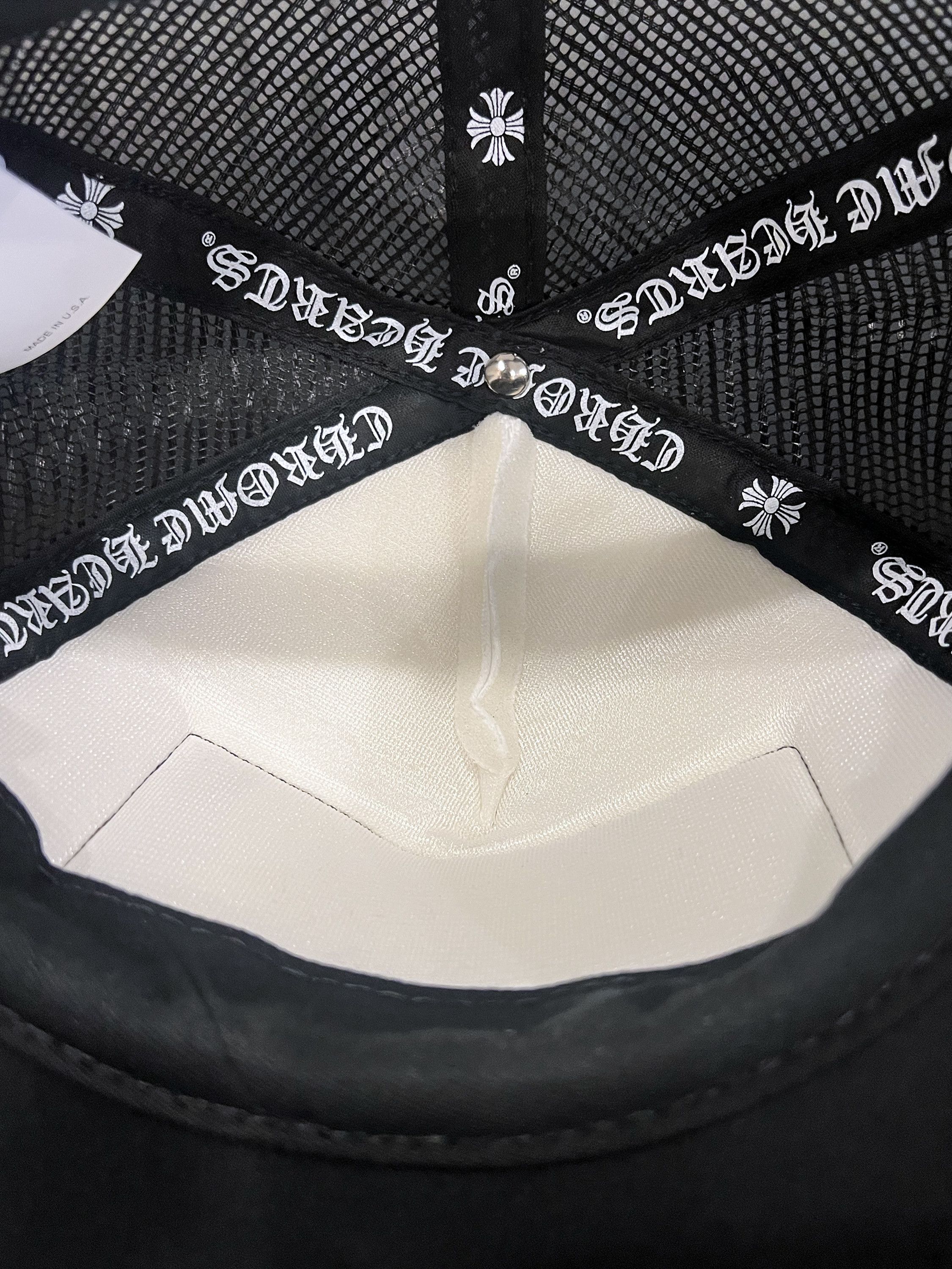 Chrome Hearts Chrome Hearts Trucker Mesh Cap with CH Patch Cross Blk/Wht Size ONE SIZE - 6 Thumbnail