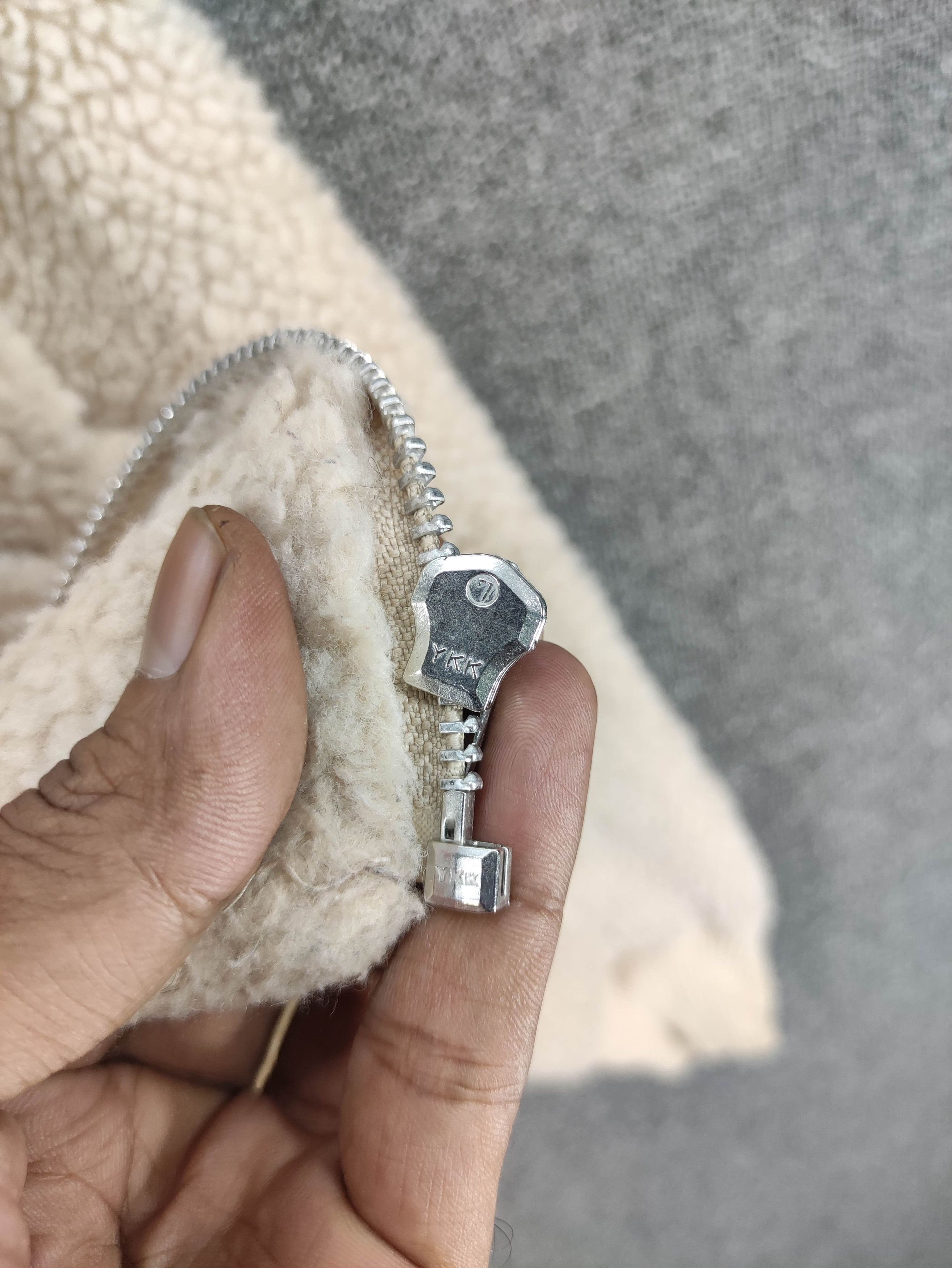 Lemaire × Uniqlo Lemaire U Uniqlo Sherpa Jacket Zipper Size M / US 6-8 / IT 42-44 - 4 Thumbnail