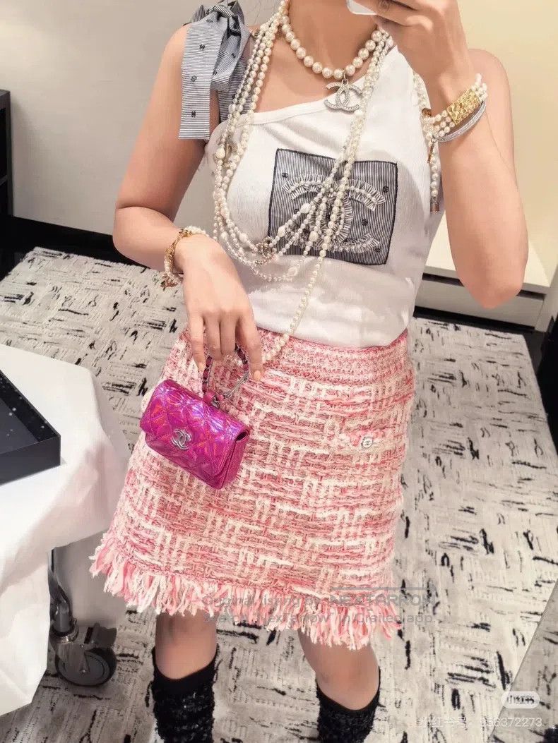 Chanel Chanel 24P tassel white and pink knitted skirt Size 24" / US 00 / IT 34 - 8 Thumbnail