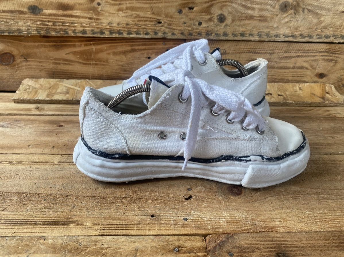 Maison MIHARA YASUHIRO Maison mihara yasuhiro white low-too canvas sneakers sz 41 Size US 8 / EU 41 - 14 Thumbnail