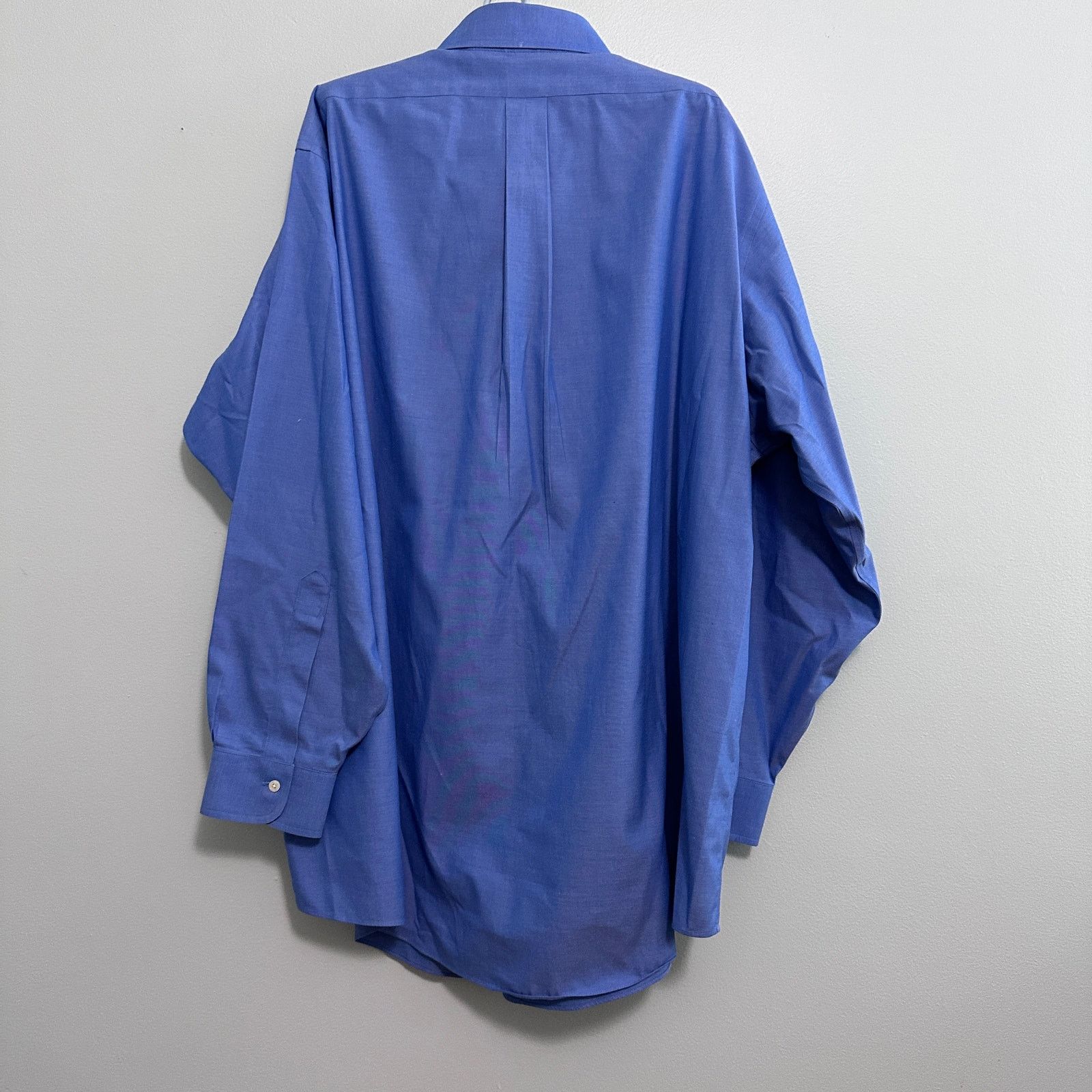 Brooks Brothers Brooks Brothers solid blue traditional fit button down Size US XL / EU 56 / 4 - 3 Thumbnail