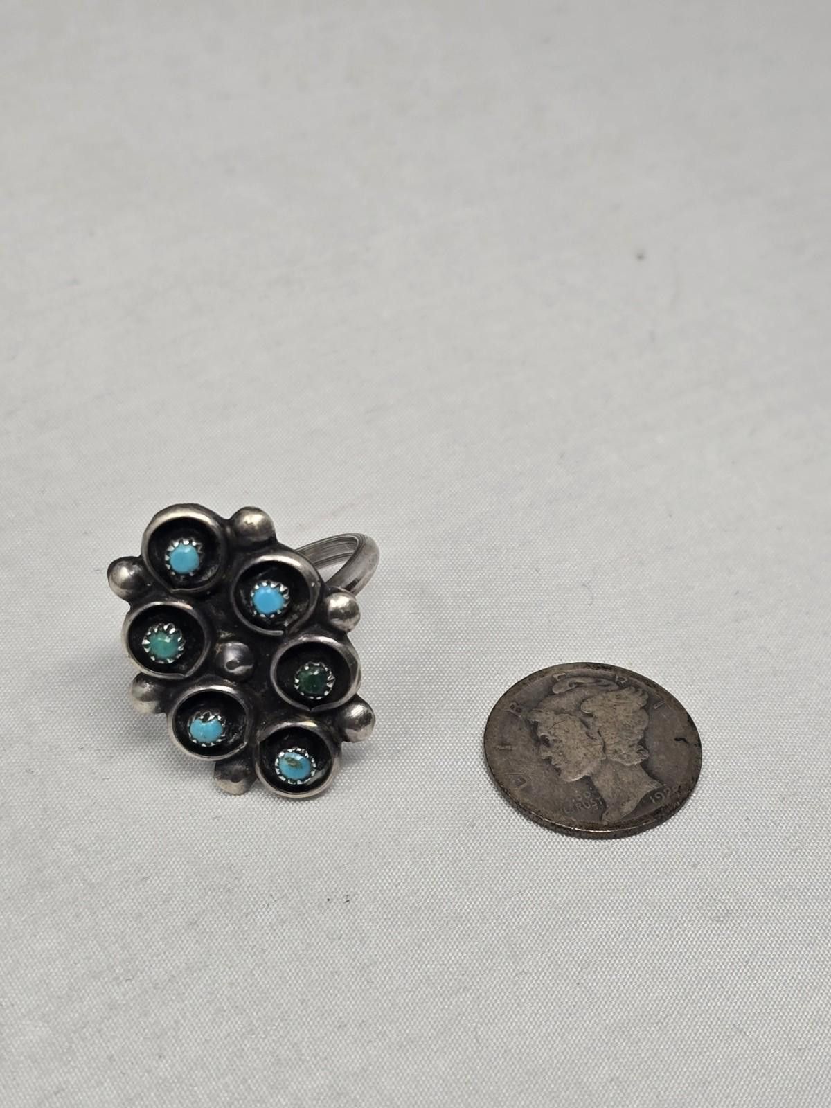 Other Sterling Silver Turquoise Cluster Ring Size 6 Vintage Size ONE SIZE - 2 Thumbnail