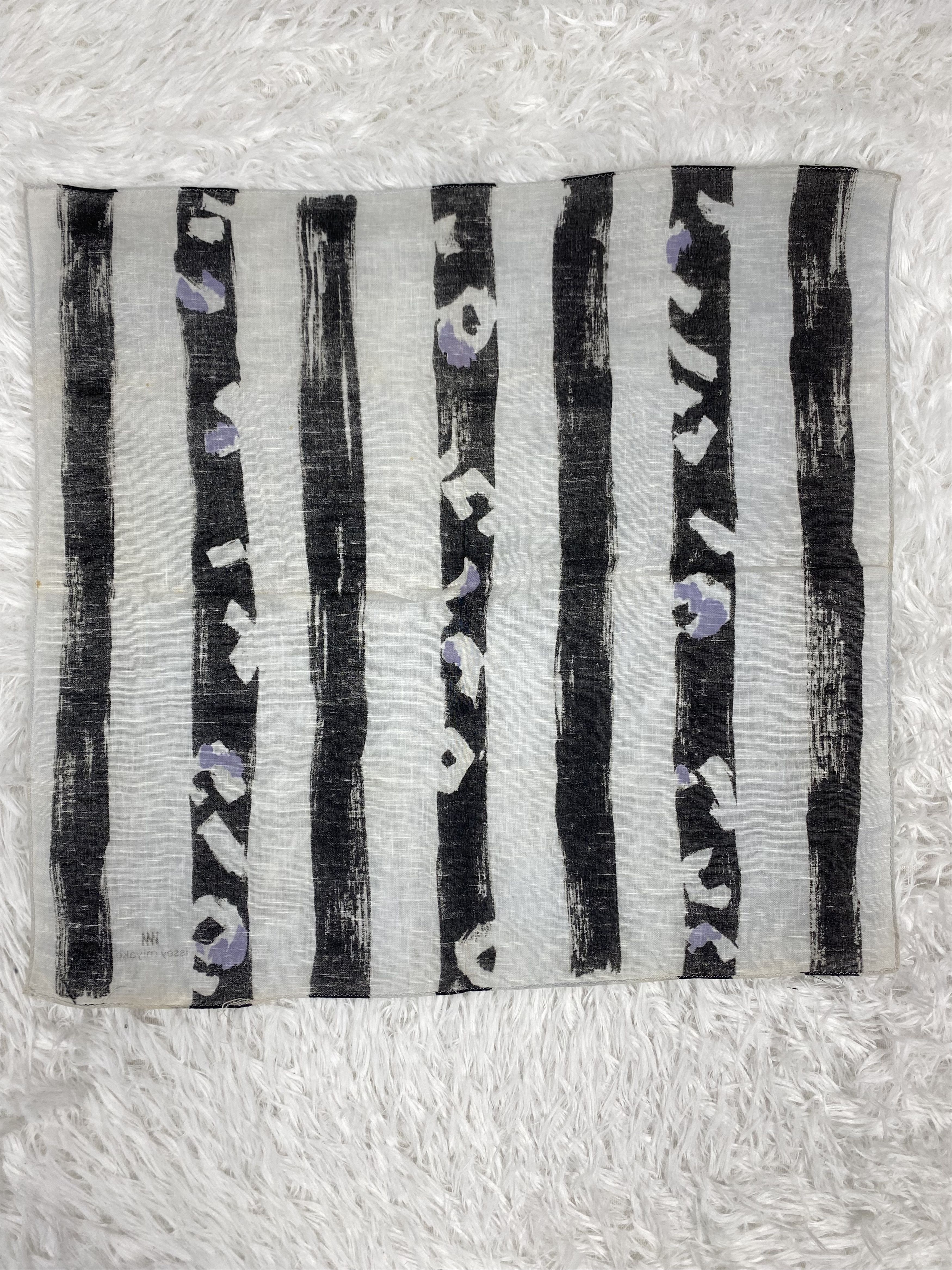 Issey Miyake Vintage Issey Miyake Handkerchief Neckerchief PH0449 Size ONE SIZE - 4 Thumbnail