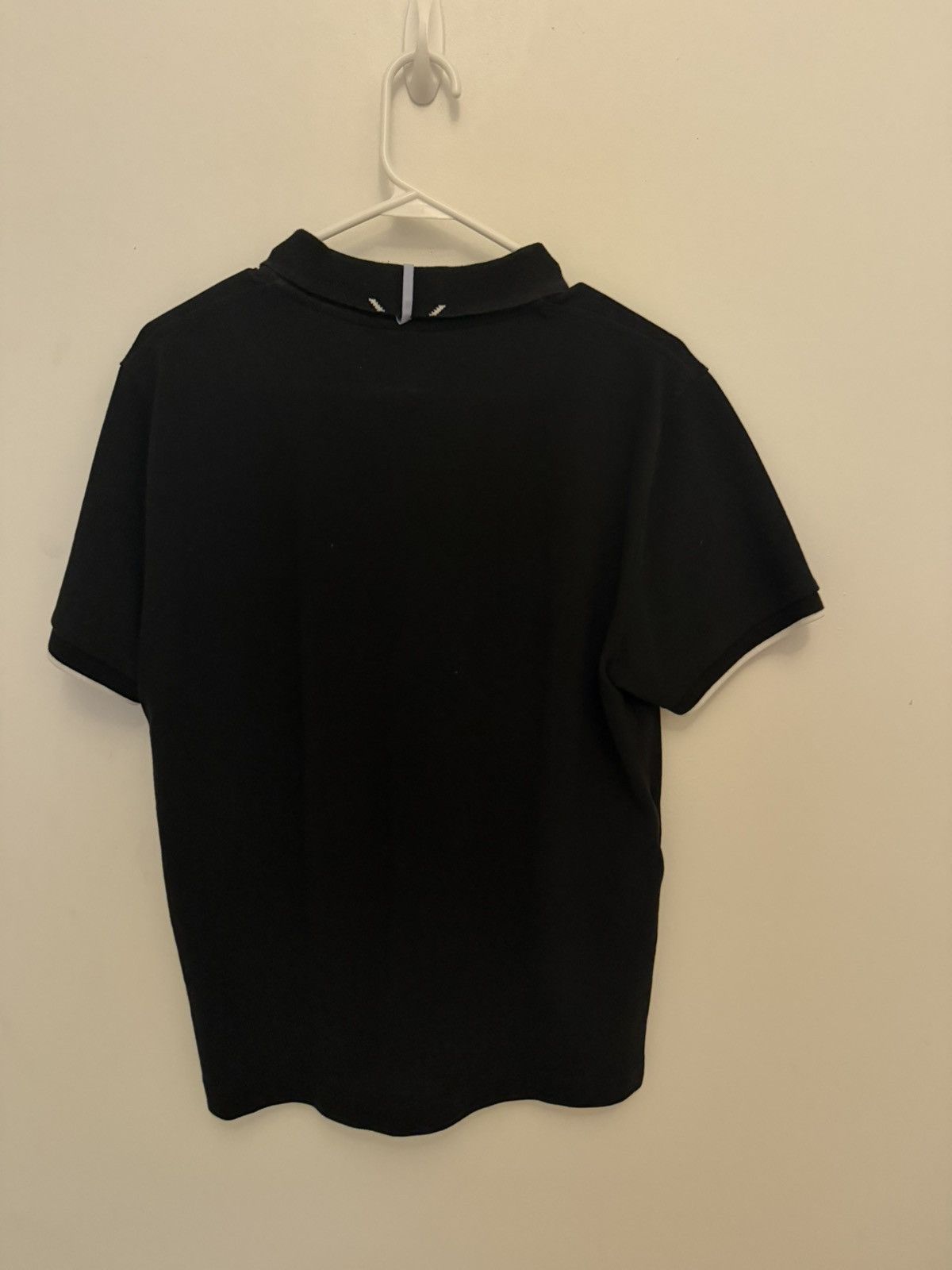 MCQ MCQ Icon 0 Polo Size US S / EU 44-46 / 1 - 2 Thumbnail