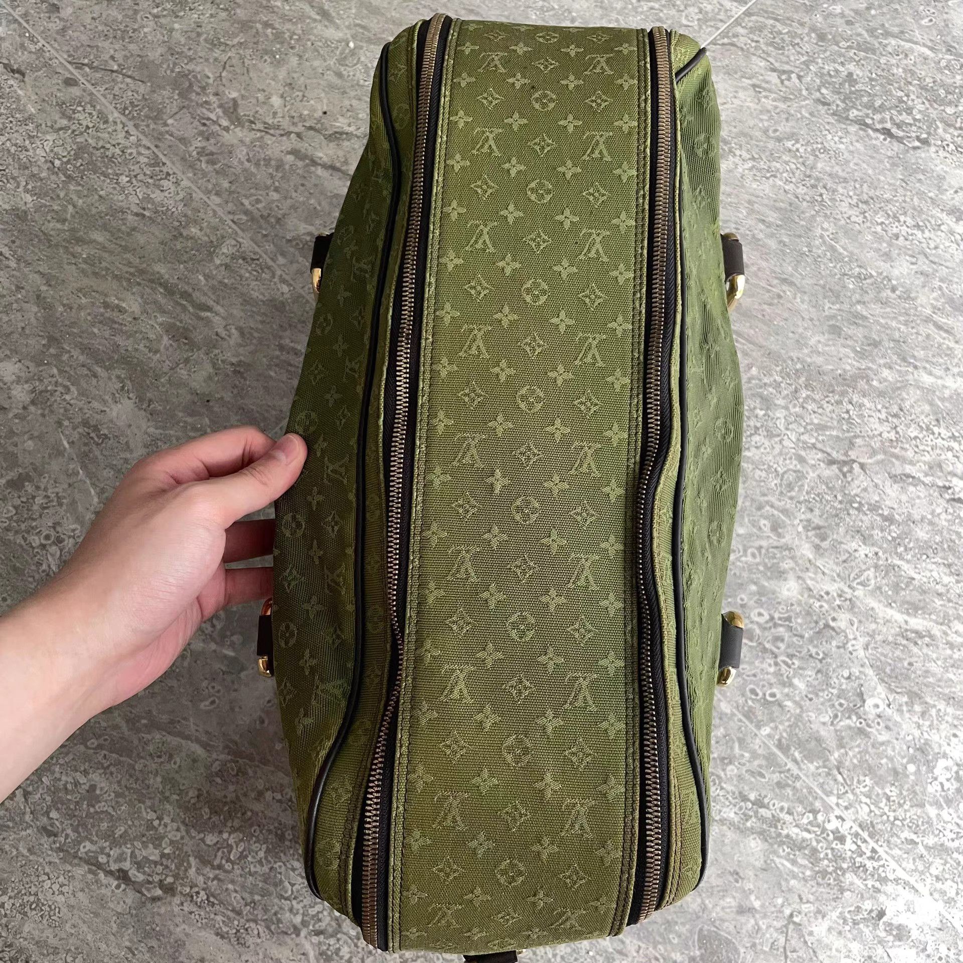 Louis Vuitton Louis Vuitton LV Khaki Denim Keepall Duffle Bag Size ONE SIZE - 4 Thumbnail
