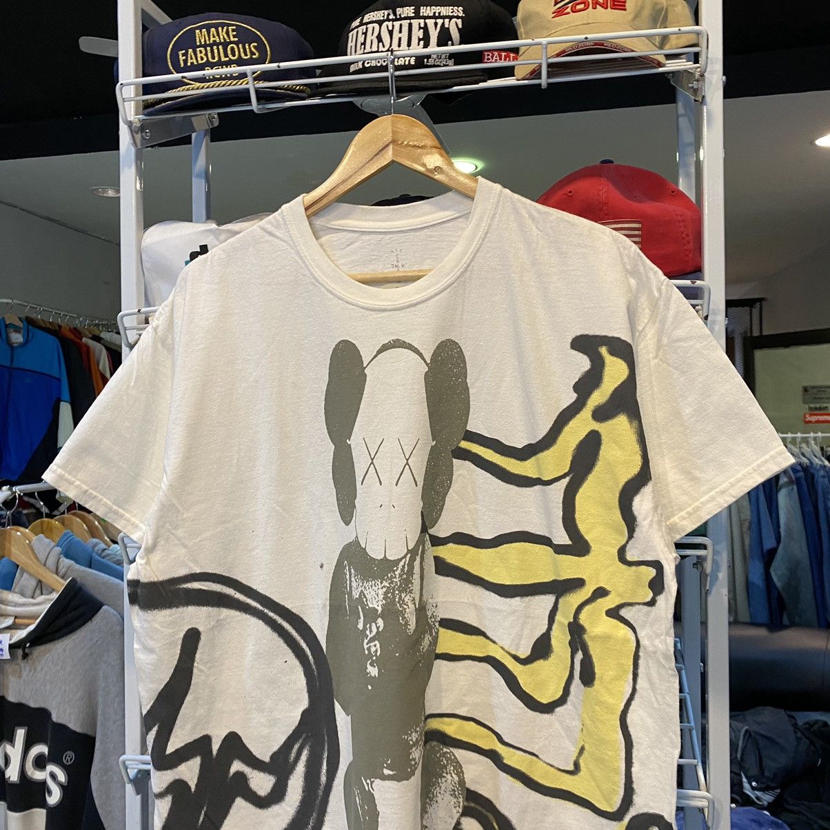 Cactus Plant Flea Market × Fragment Design × Kaws Cactus Jack X KAWS For Fragment Tee Summer Collection 2021 Size US L / EU 52-54 / 3 - 3 Thumbnail