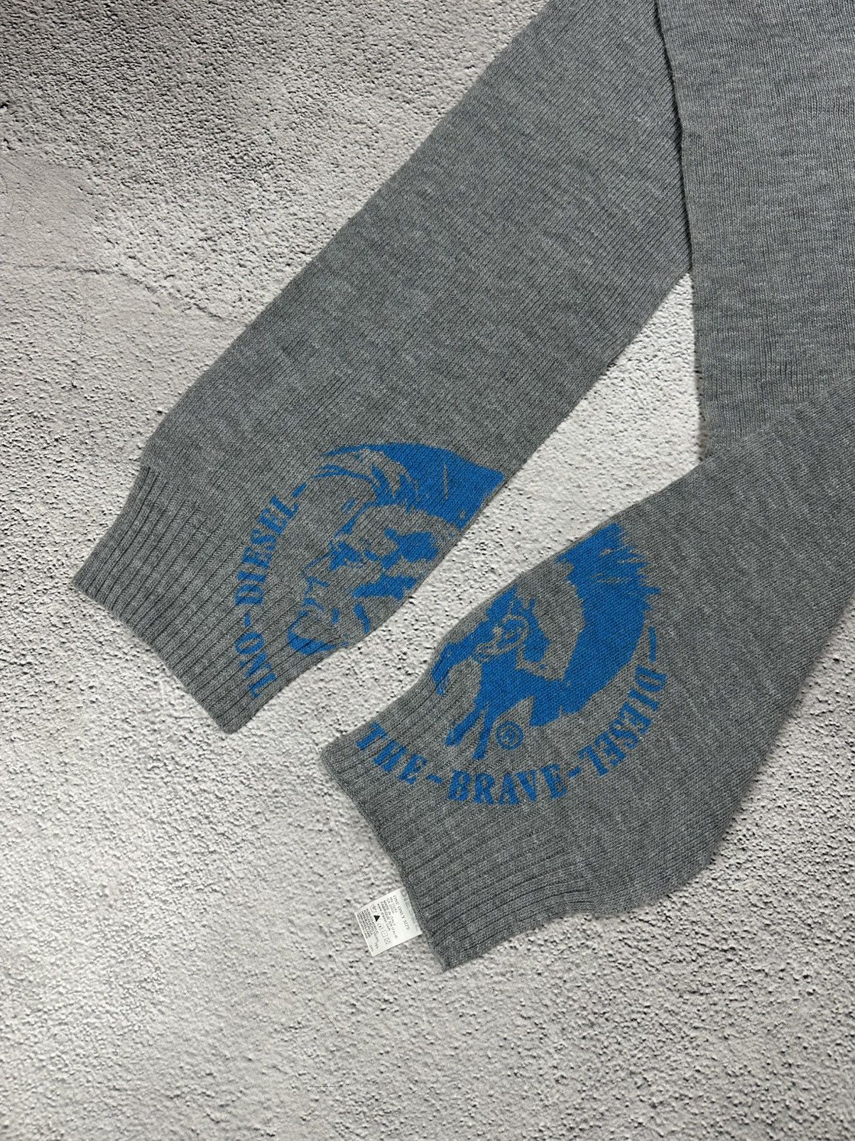Diesel Vintage Diesel Scarf Big Logo Y2K Logo Gray 🧣 Size ONE SIZE - 2 Thumbnail