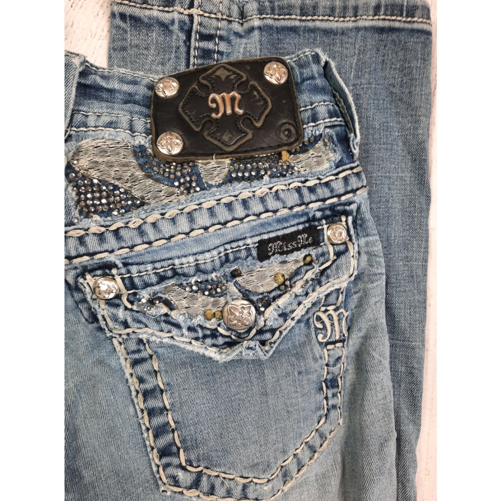 Miss Me Miss Me Jeans Boot Cut 26 Blue Light Wash Distressed Stretch Denim JE5801B2 Size 26" / US 2 / IT 38 - 5 Thumbnail