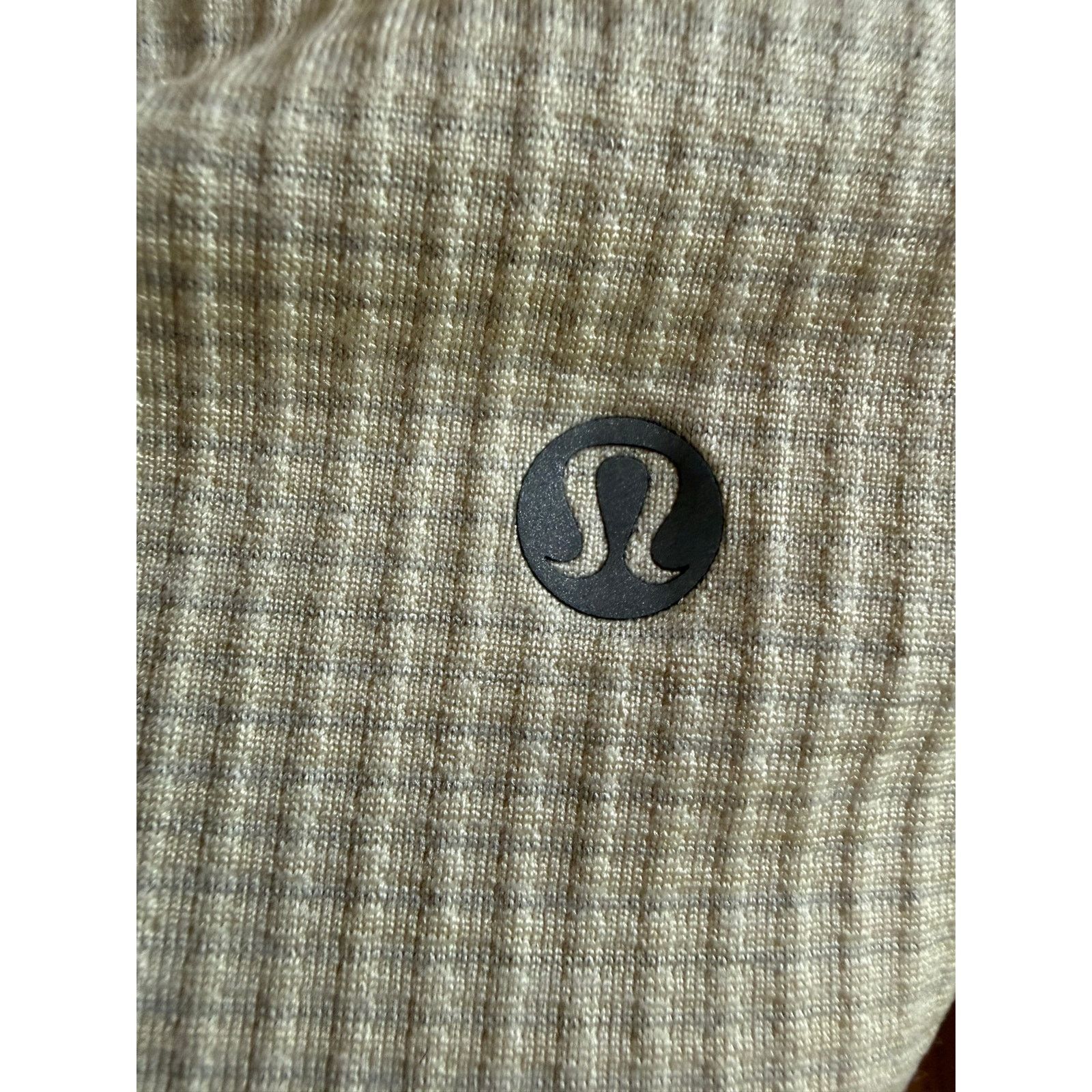 Lululemon Lululemon Men's Size Medium Short Sleeve Waffle Knit EUC Size US M / EU 48-50 / 2 - 3 Thumbnail