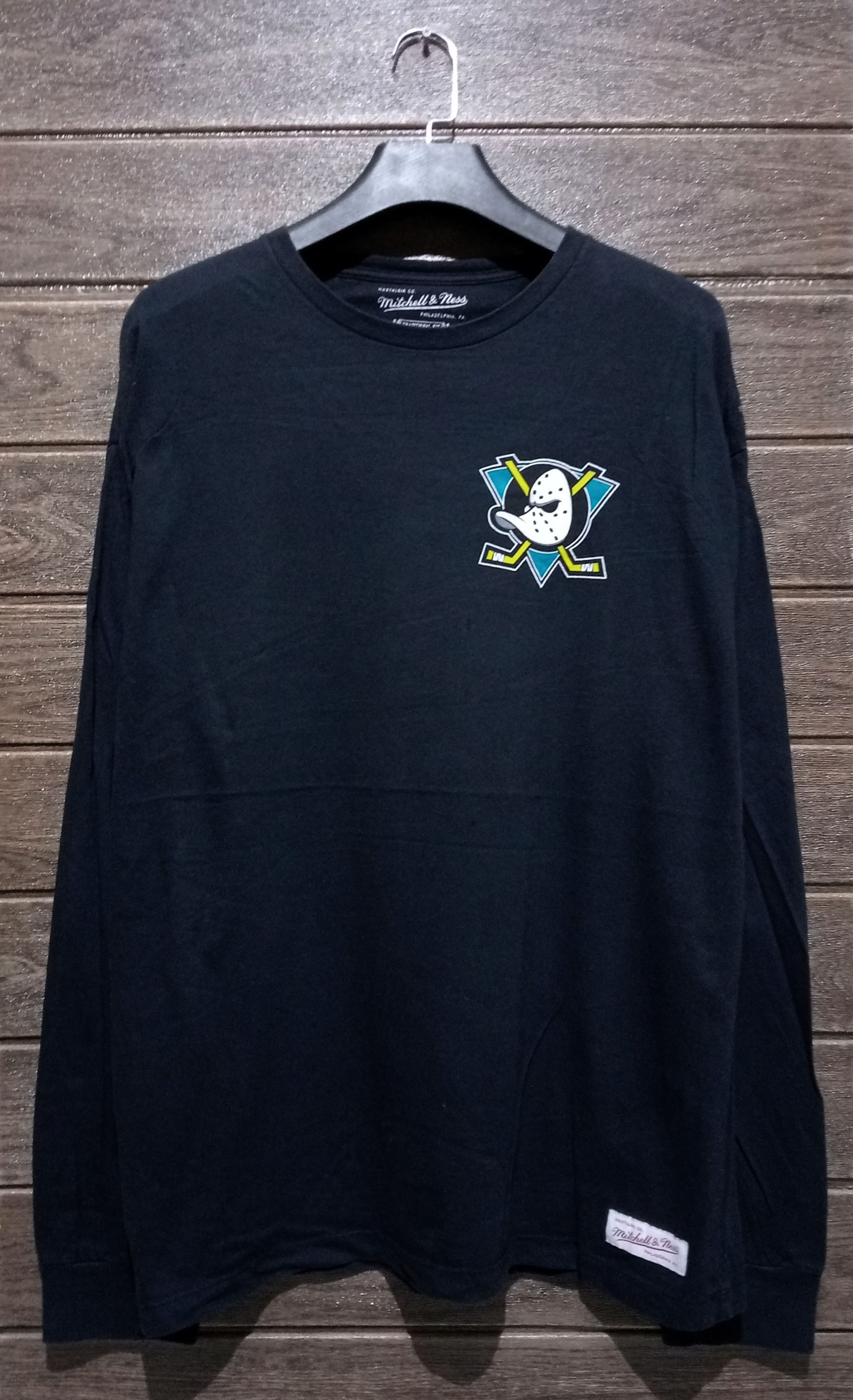 Mitchell & Ness The Mighty Ducks Mitchell & Ness NHL Long Sleeve Tshirt Size US XXL / EU 58 / 5 - 9 Thumbnail