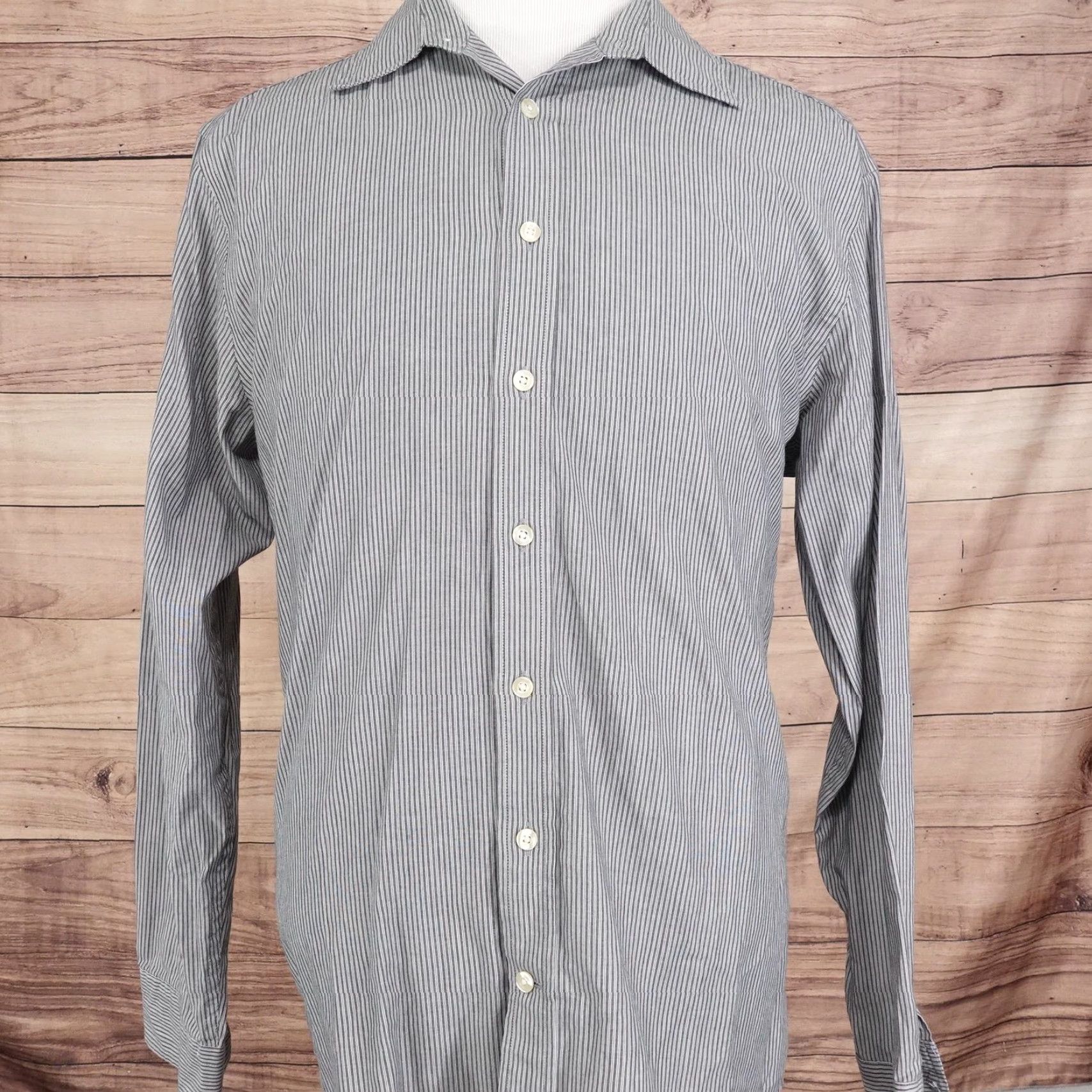 Gap Gap Premium Shirt Mens XL Gray White Striped Button Down Long Sleeve Collared Classic Mens Size US XL / EU 56 / 4 - 3 Thumbnail