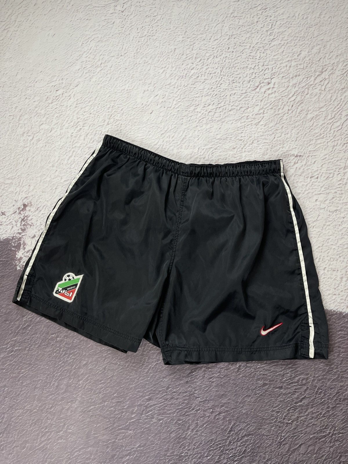 Nike Nike vintage 90s Tirol Innsbruck black nylon shorts Size US 34 / EU 50 - 2 Thumbnail
