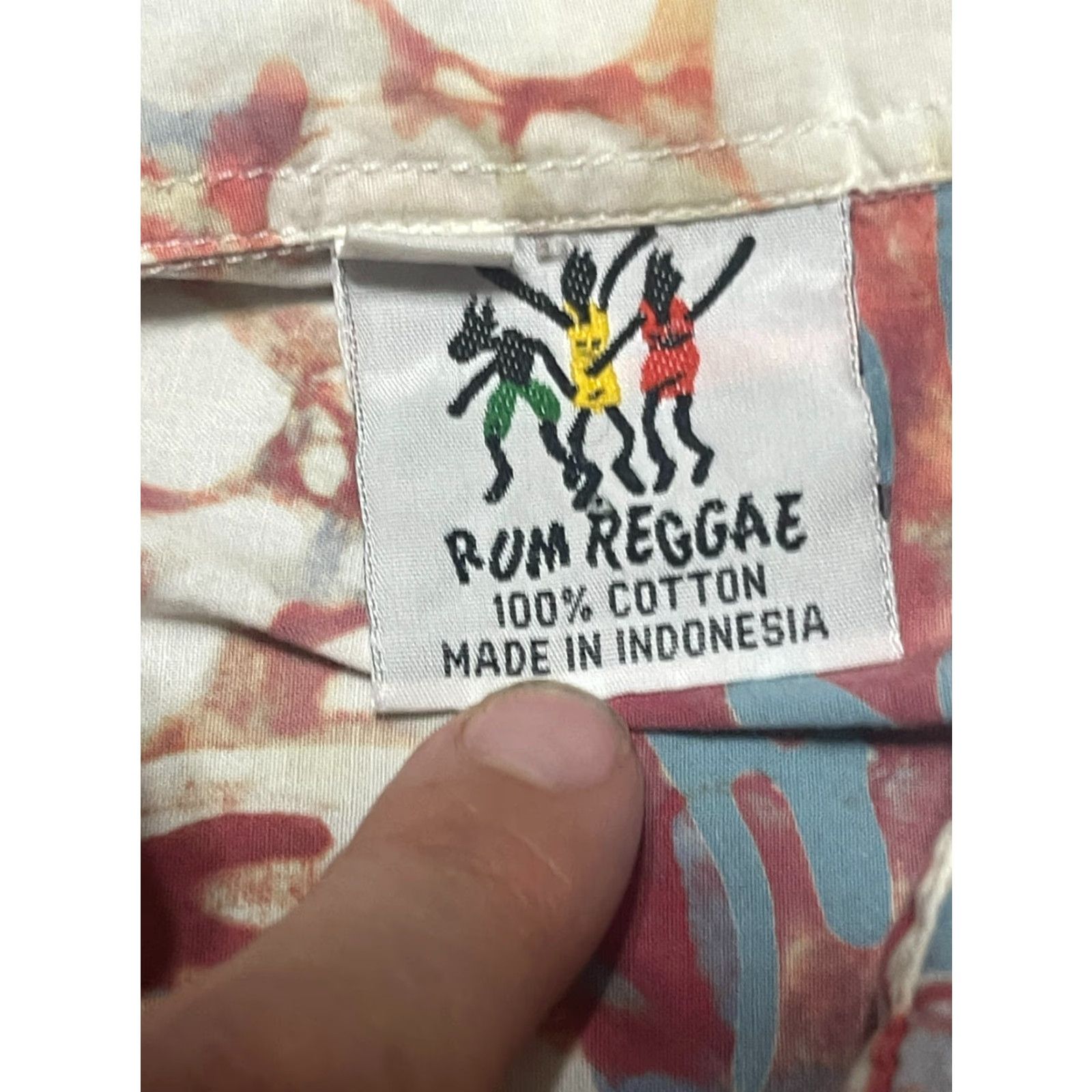 Vintage VINTAGE Rum Raggae Shirt? Men's 2XL? Red Blue White Floral Hawaiian Button Up Shirt Size US XXL / EU 58 / 5 - 5 Thumbnail