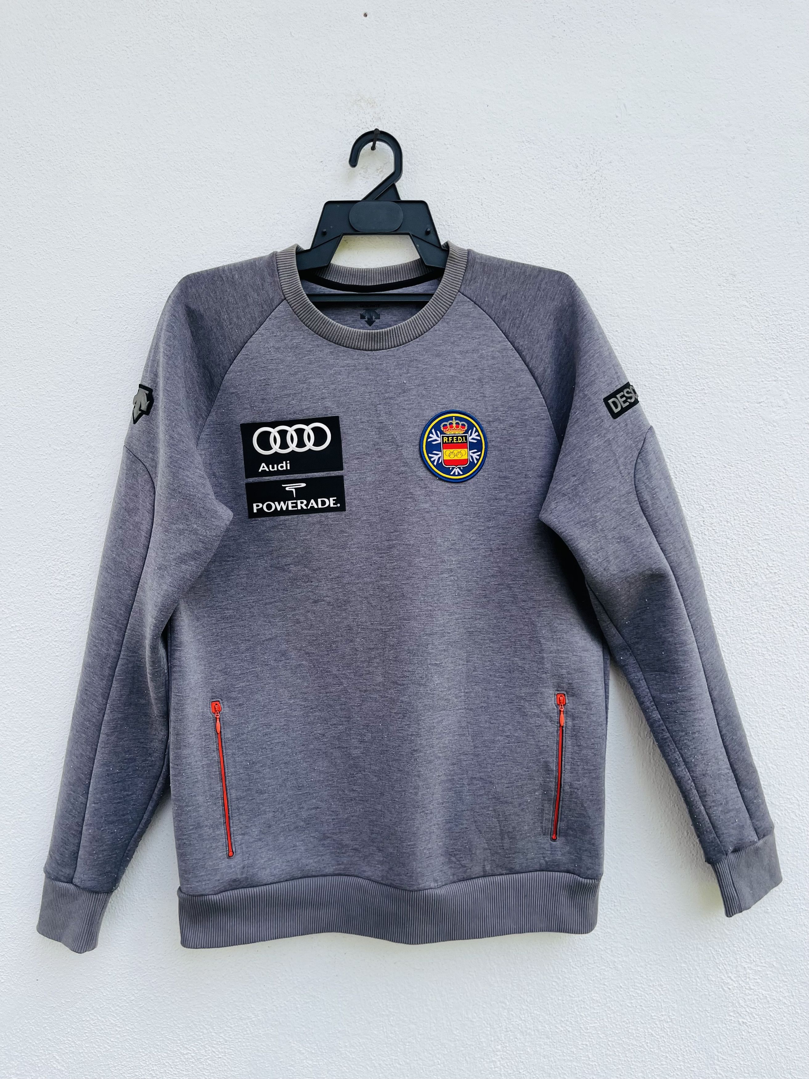 Vintage Audi Descente Designer Fashion Style