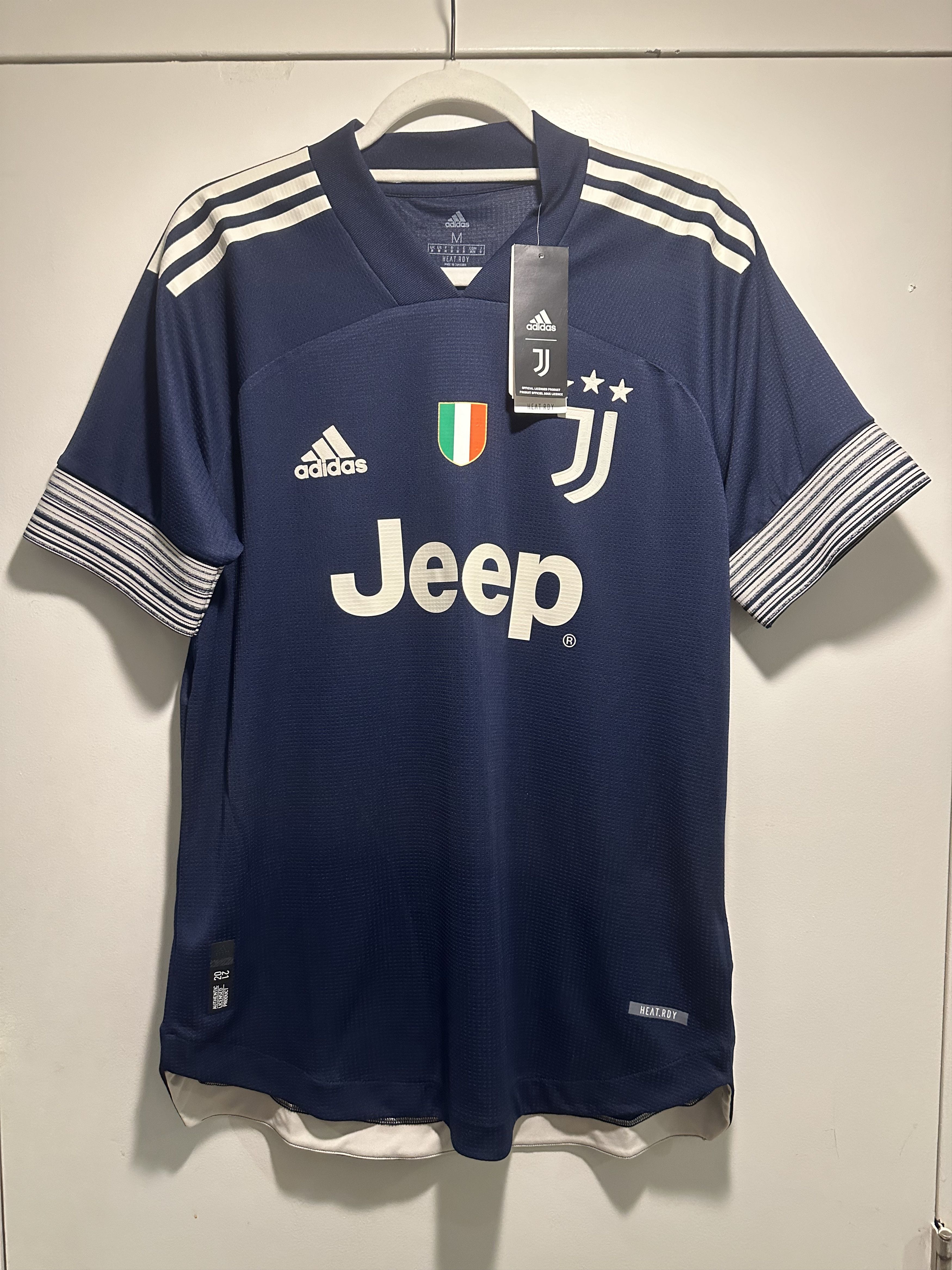 Adidas BNWT Ronaldo Juventus 2020/21 Away Authentic Player Version Size US M / EU 48-50 / 2 - 2 Thumbnail