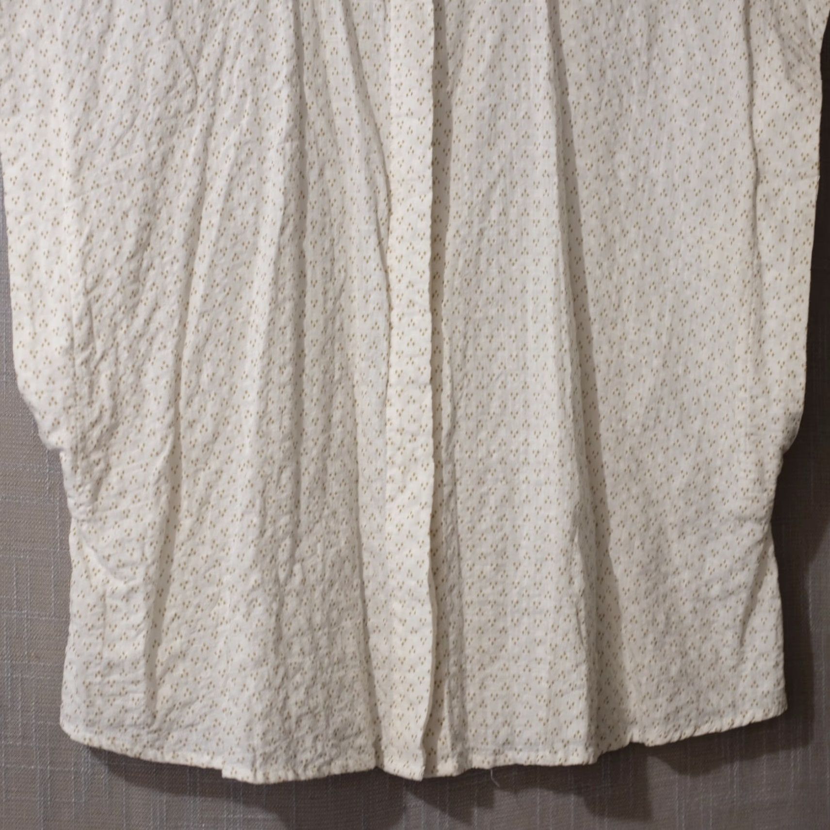 Vintage Nwot! a.n.a. Top Shirt White/Green Button Up Lightweight Women's XXL #H86-11 Shirt Womens XXL White/Dark Green Button-Up Light Weight Size XXL / US 16-18 / IT 52-54 - 4 Thumbnail