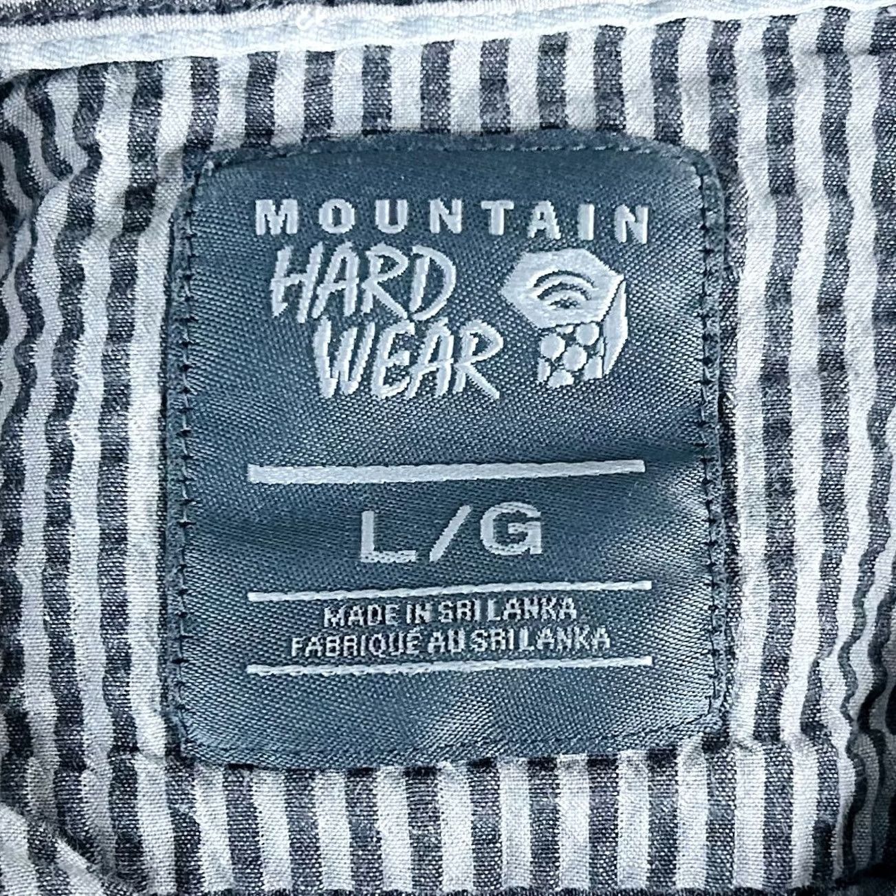 Mountain Hardwear Mountain Hardwear Button-Front Shirt L Gray Seersucker Outdoor Cotton Striped Puckered Long Sleeve Mens Size US L / EU 52-54 / 3 - 3 Thumbnail
