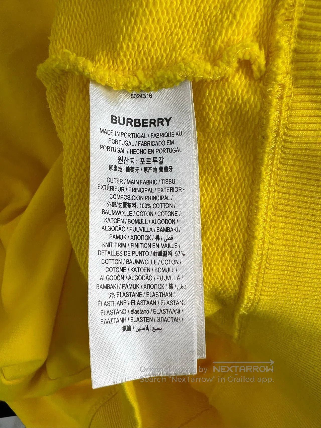 Burberry Burberry Yellow Long. Size US XXL / EU 58 / 5 - 5 Thumbnail