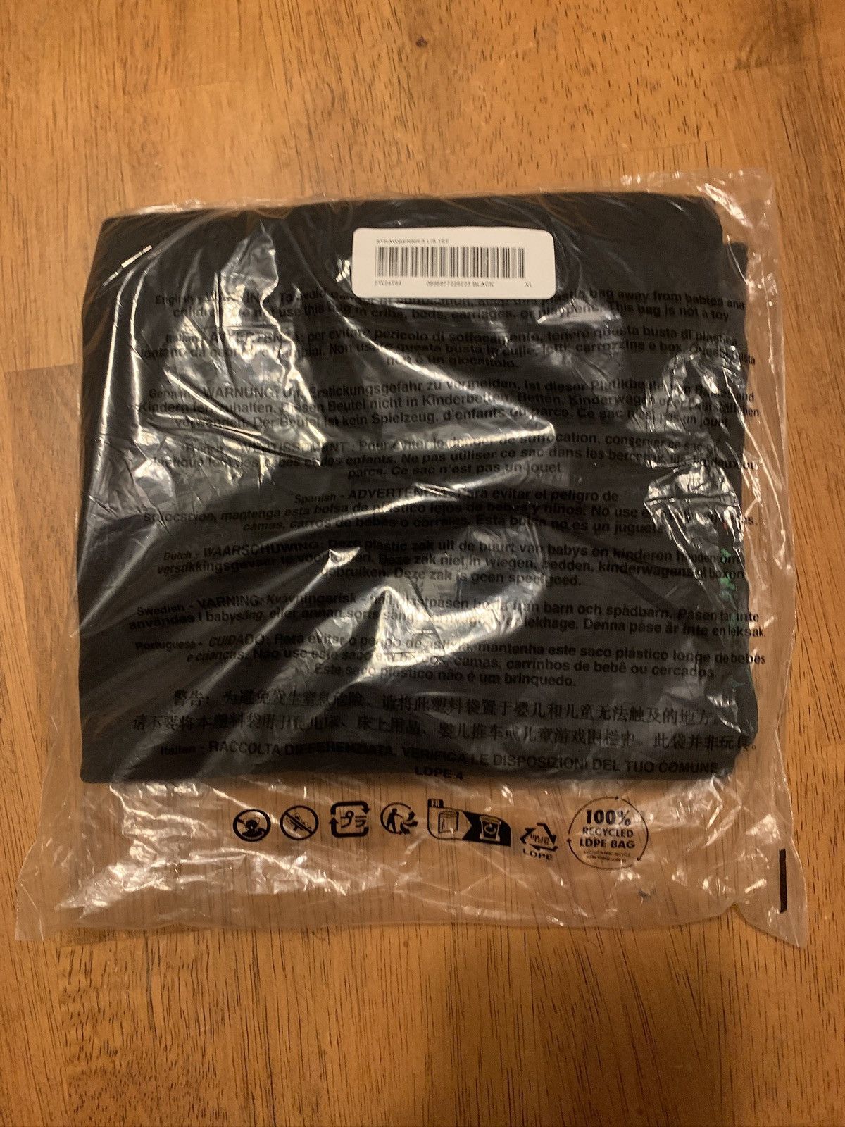 Supreme Supreme Strawberries L/S Tee Size US XL / EU 56 / 4 - 4 Thumbnail