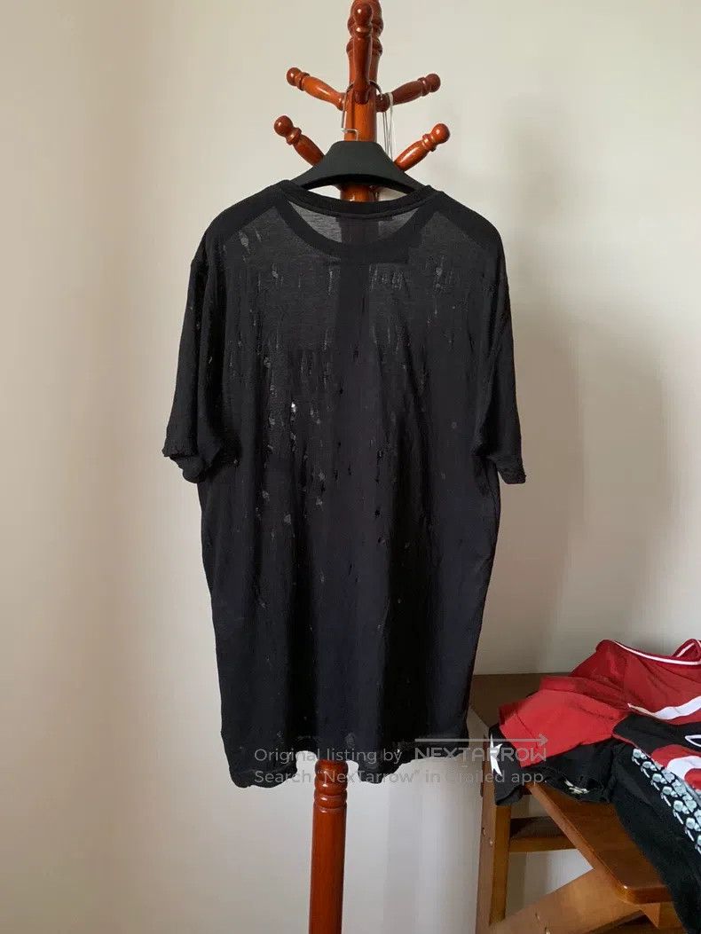 Givenchy Givenchy Ripped Short Sleeve First Generation Thin Ripped Size US M / EU 48-50 / 2 - 2 Thumbnail