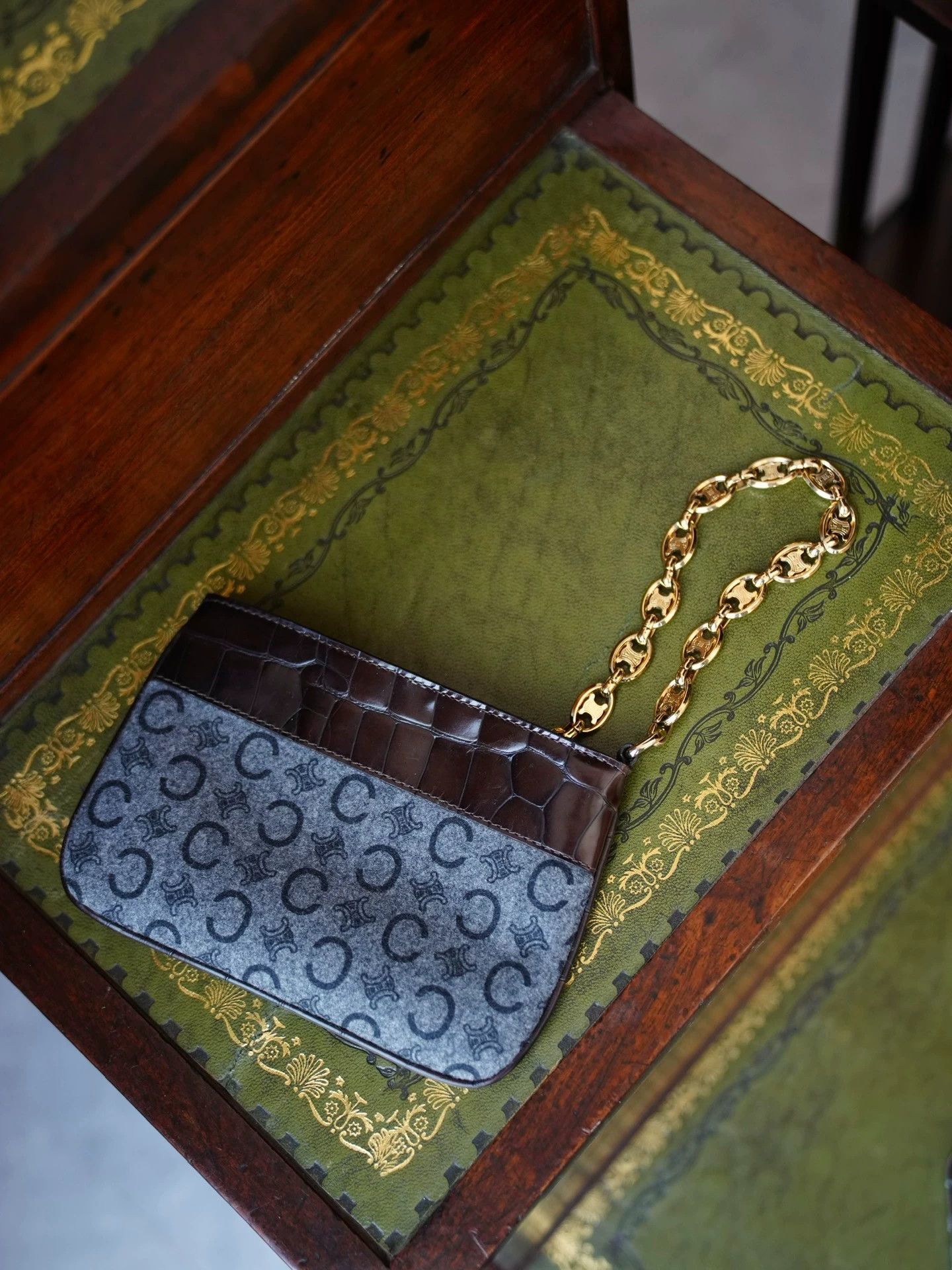Celine Celine 2000 Fall Triomphe Felt Clutch Wallet 14.5cm Chain Women's Size ONE SIZE - 4 Thumbnail