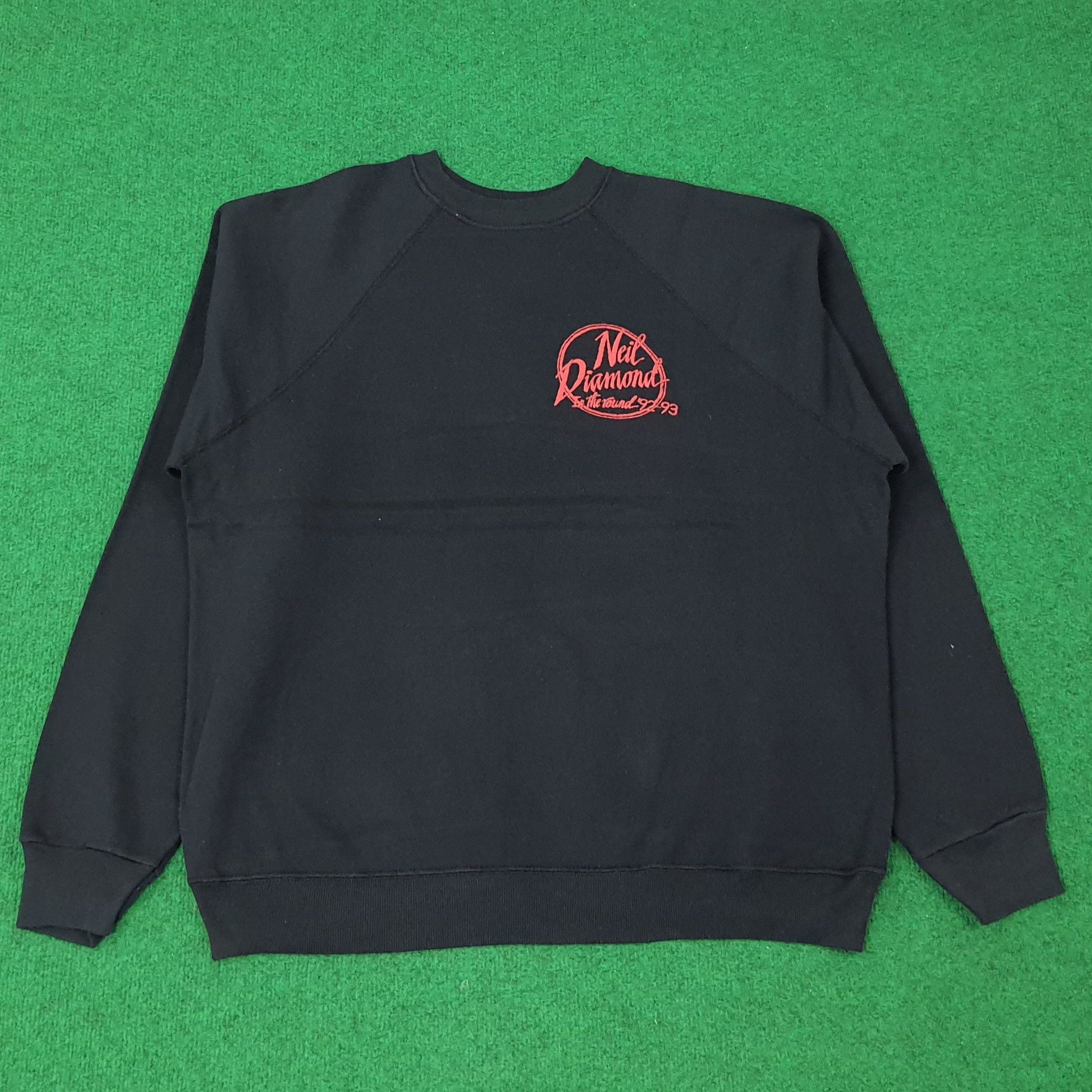 Band Tees Vintage Neil Diamond American Singer Sweatshirt C246N19 Size US L / EU 52-54 / 3 - 3 Thumbnail