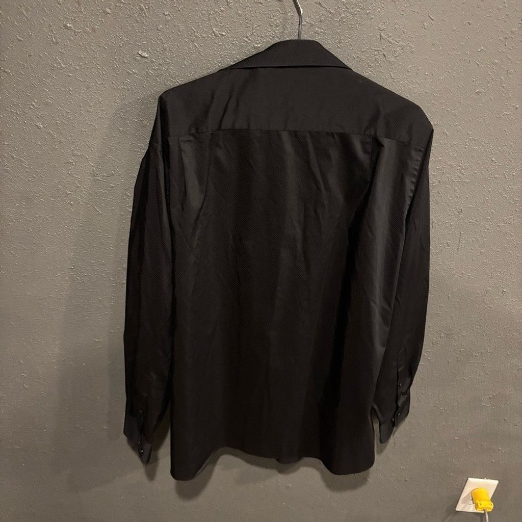 Van Heusen Men’s Van Heusen Black Button Down Shirt Size 38L - 4 Thumbnail