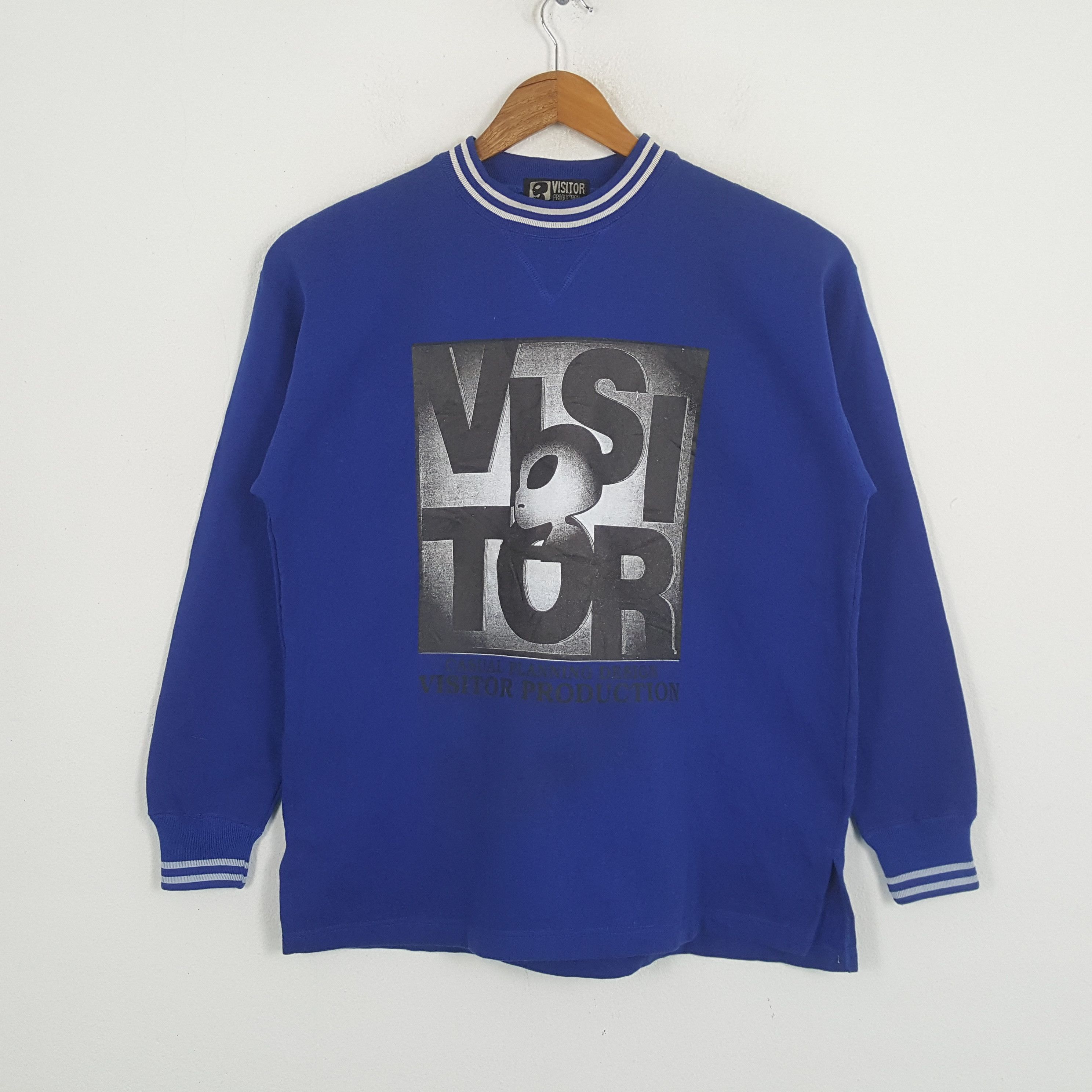 Vintage Vintage Alien Visitor Production Skateboard Style Sweatshirt Size US L / EU 52-54 / 3 - 1 Thumbnail