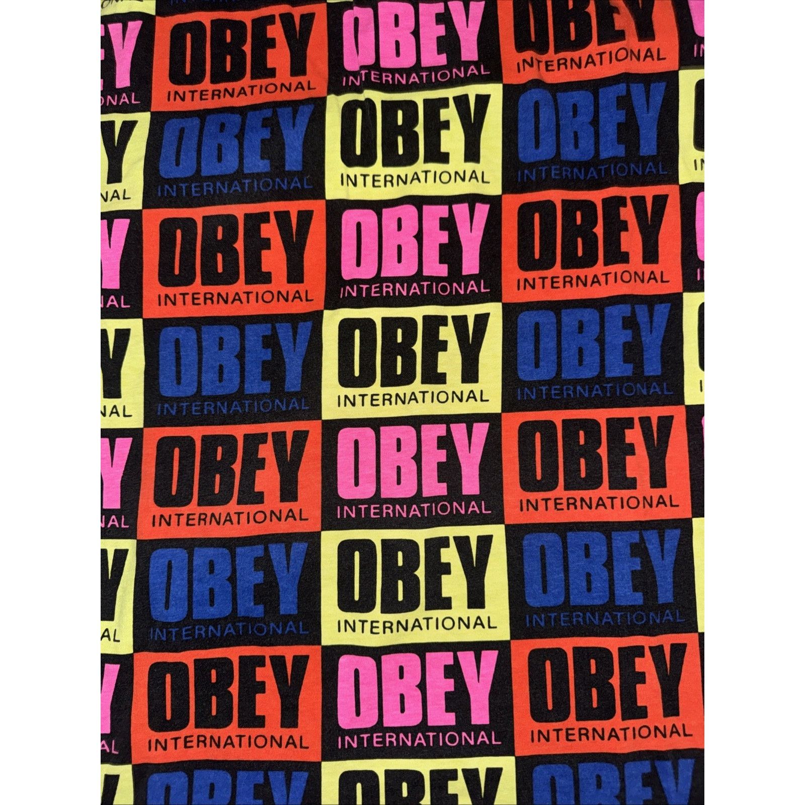 Obey × Vintage OBEY Pop Art All Over Print T-Shirt Medium 21x29 Skater AOP Size US M / EU 48-50 / 2 - 2 Thumbnail