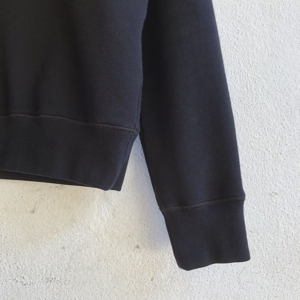 Moncler MAGLIA GIROCOLLO ROUND NECK JUMPER Size US L / EU 52-54 / 3 - 6 Thumbnail