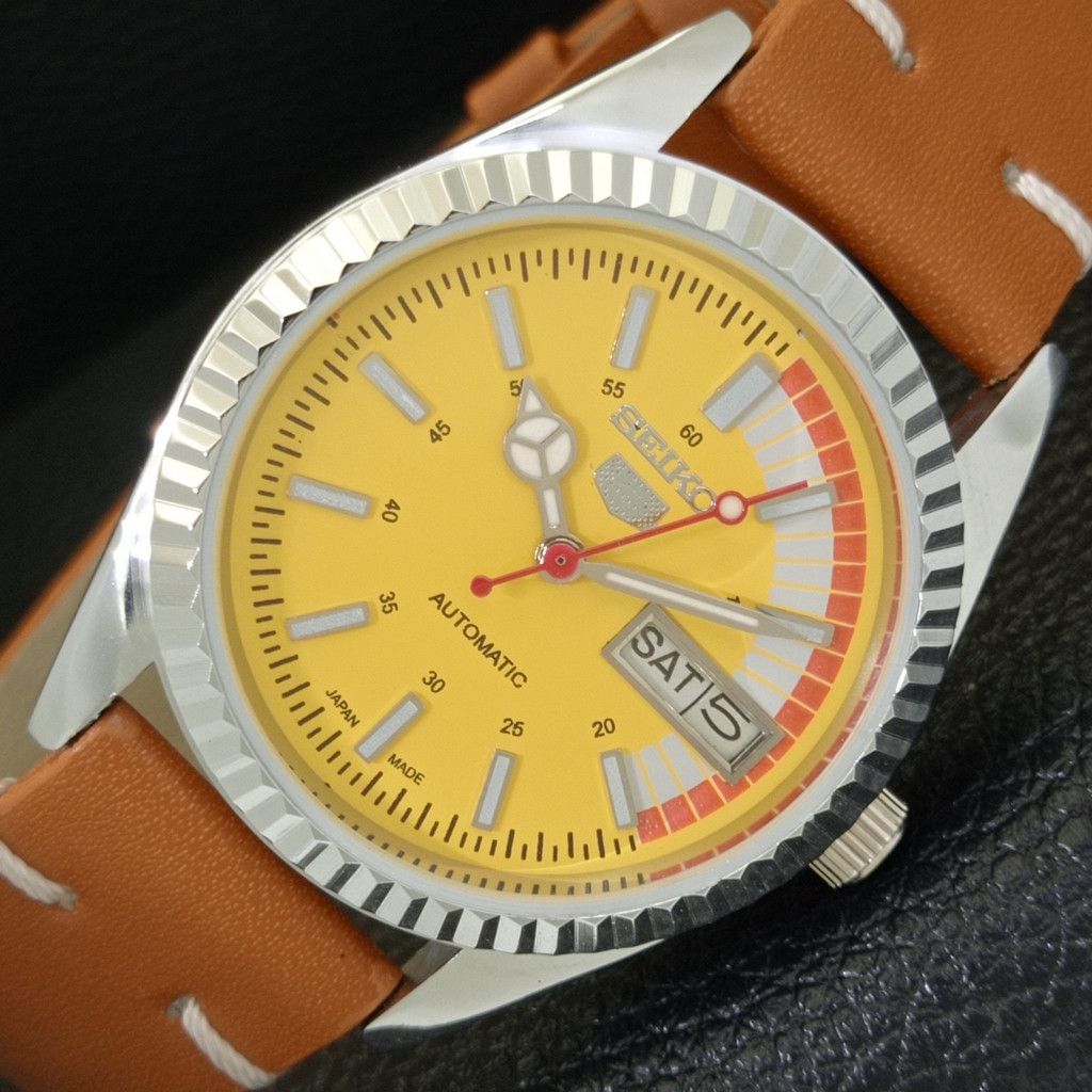 Seiko REFURBISHED VINTAGE SEIKO 5 AUTO JAPAN MENS WATCH a440709 Size 38 - 1 Thumbnail