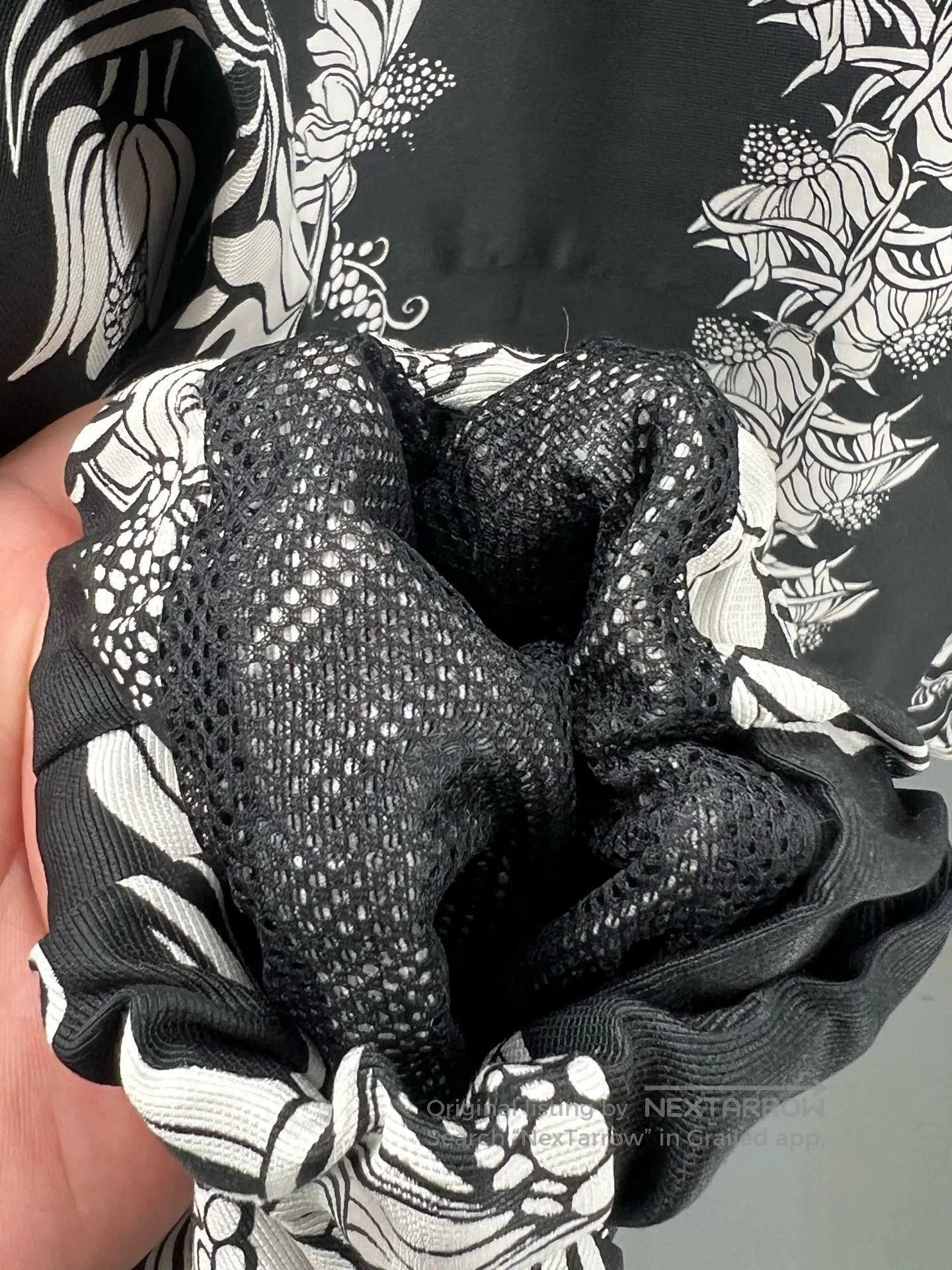 Valentino Valentino Black Floral Hooded Jacket. Size US L / EU 52-54 / 3 - 3 Thumbnail