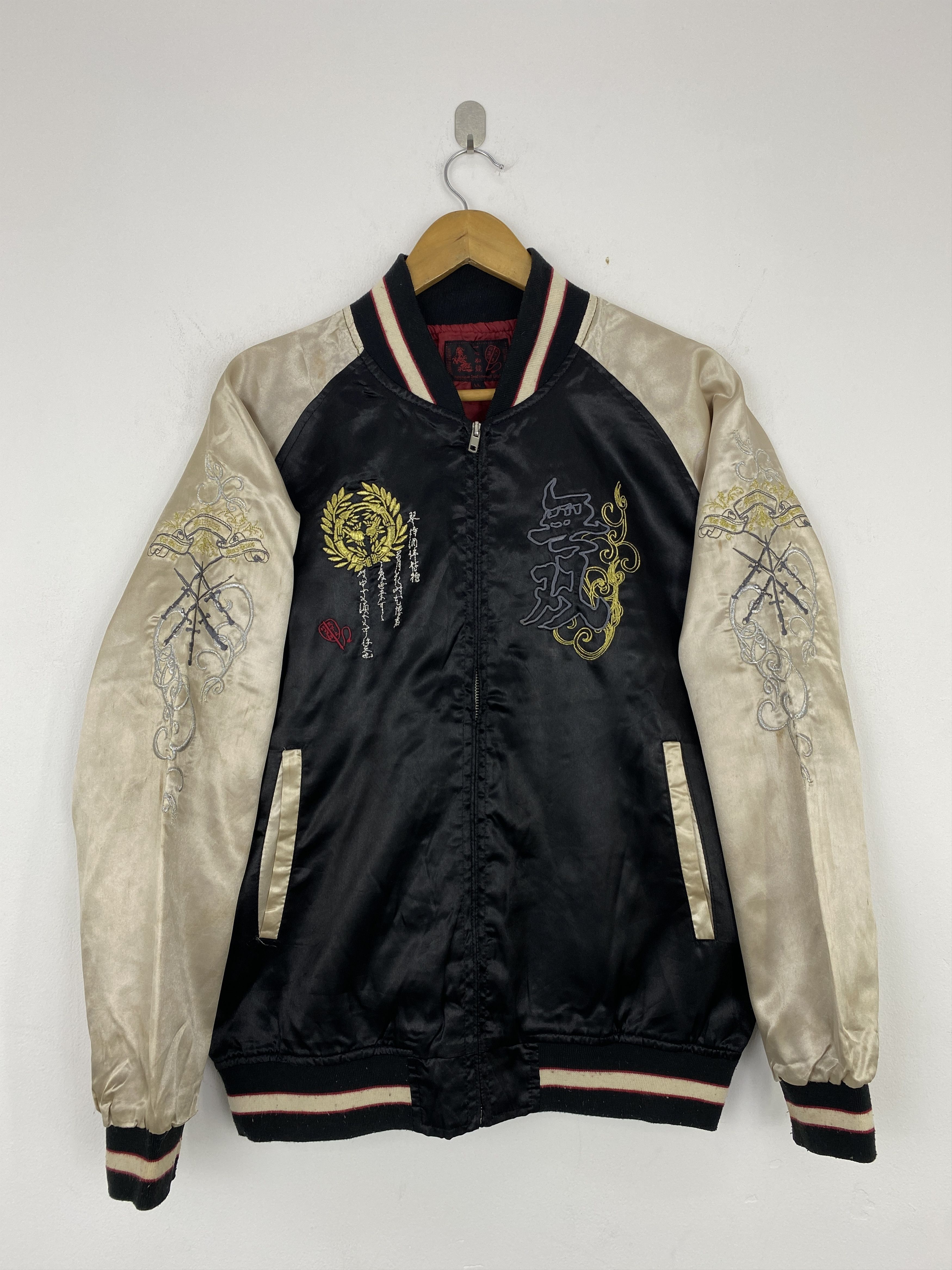 Japanese Brand Vintage Sukajan Traditional Embroidered Jacket J1956 Size US XL / EU 56 / 4 - 3 Thumbnail
