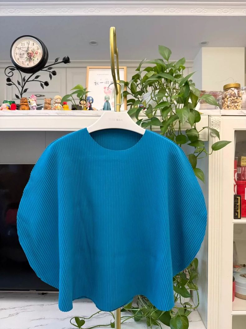 Issey Miyake issey miyake Round top with long sleeves 2505-Nextarrow Size S / US 4 / IT 40 - 1 Thumbnail
