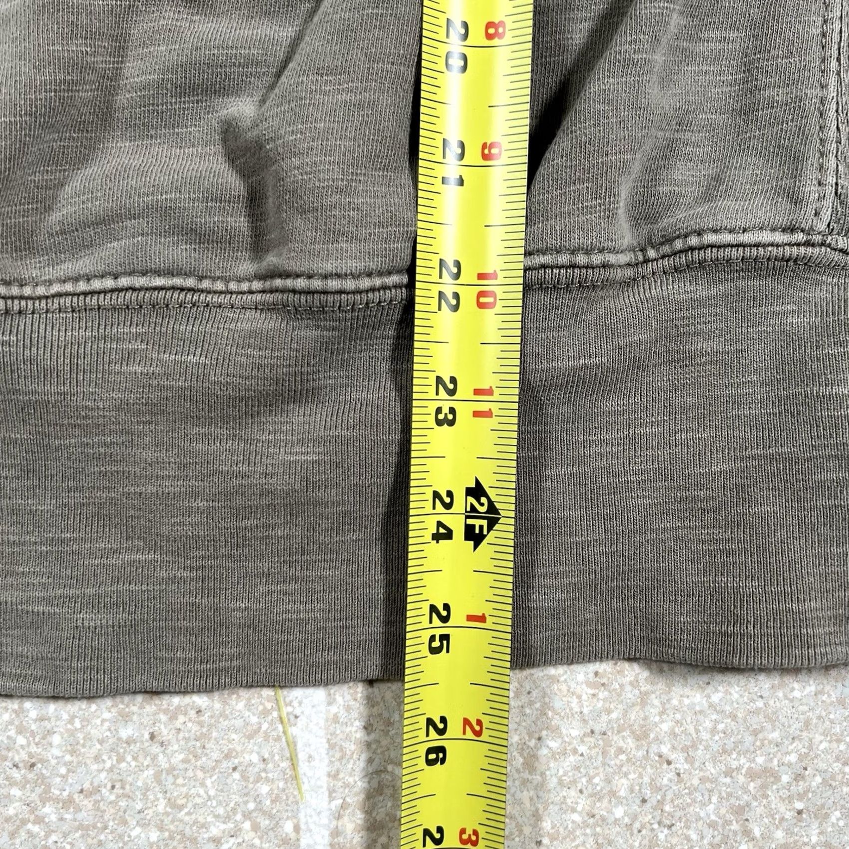 RVCA RVCA Crew Neck Sweater Mens Medium Gray Olive Chest Logo Long Sleeve Size US M / EU 48-50 / 2 - 6 Thumbnail