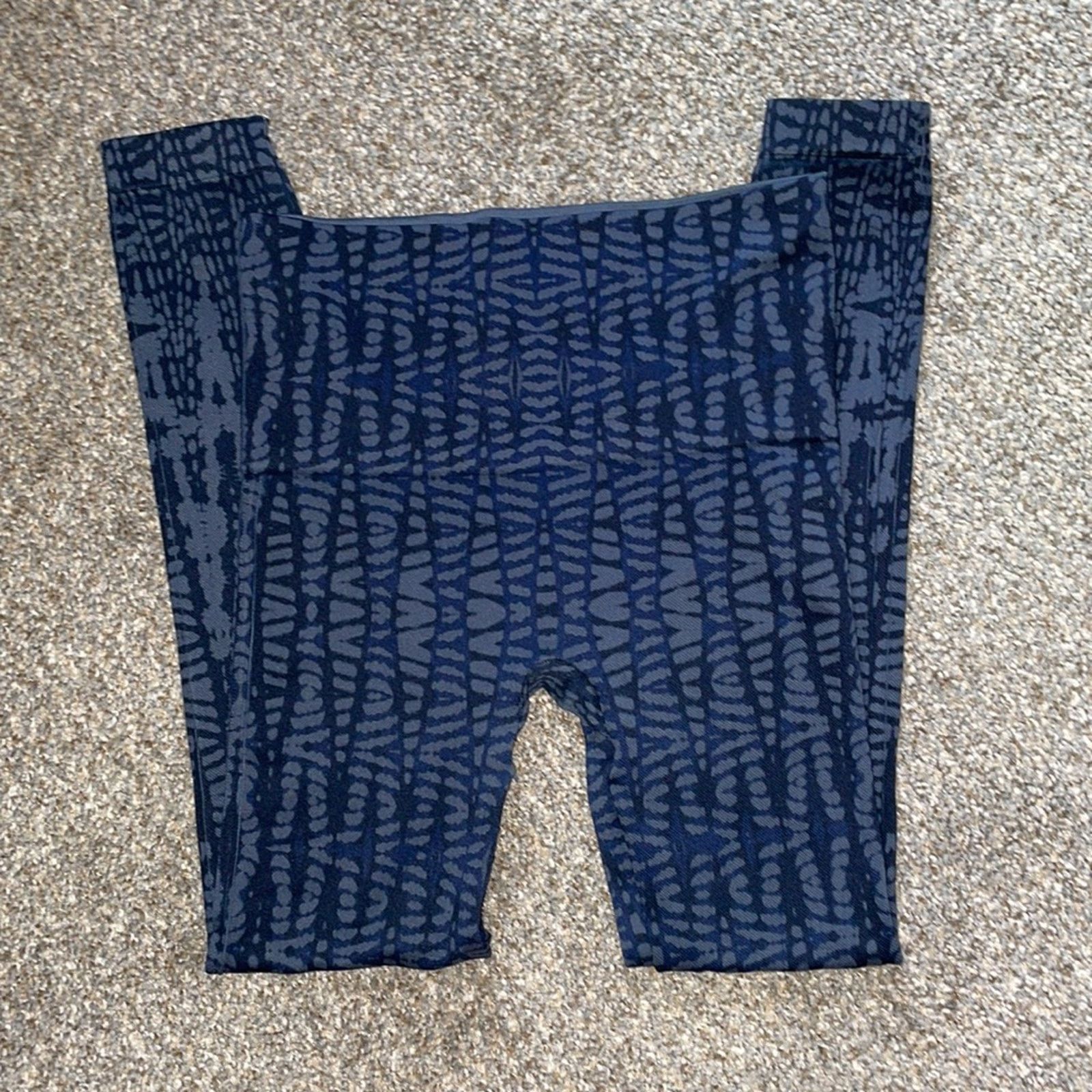Spanx Spanx Look At Me Now Leggings S Abstract Cropped Seamless Size 28" / US 6 / IT 42 - 3 Thumbnail