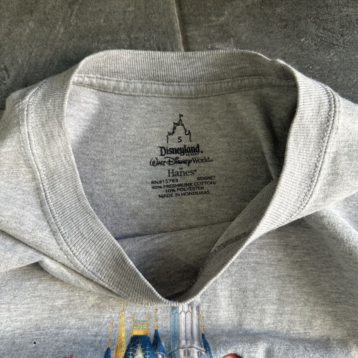 Disney × Vintage Vintage Walt Disney World tee big logo style USA 00s Size US S / EU 44-46 / 1 - 7 Thumbnail