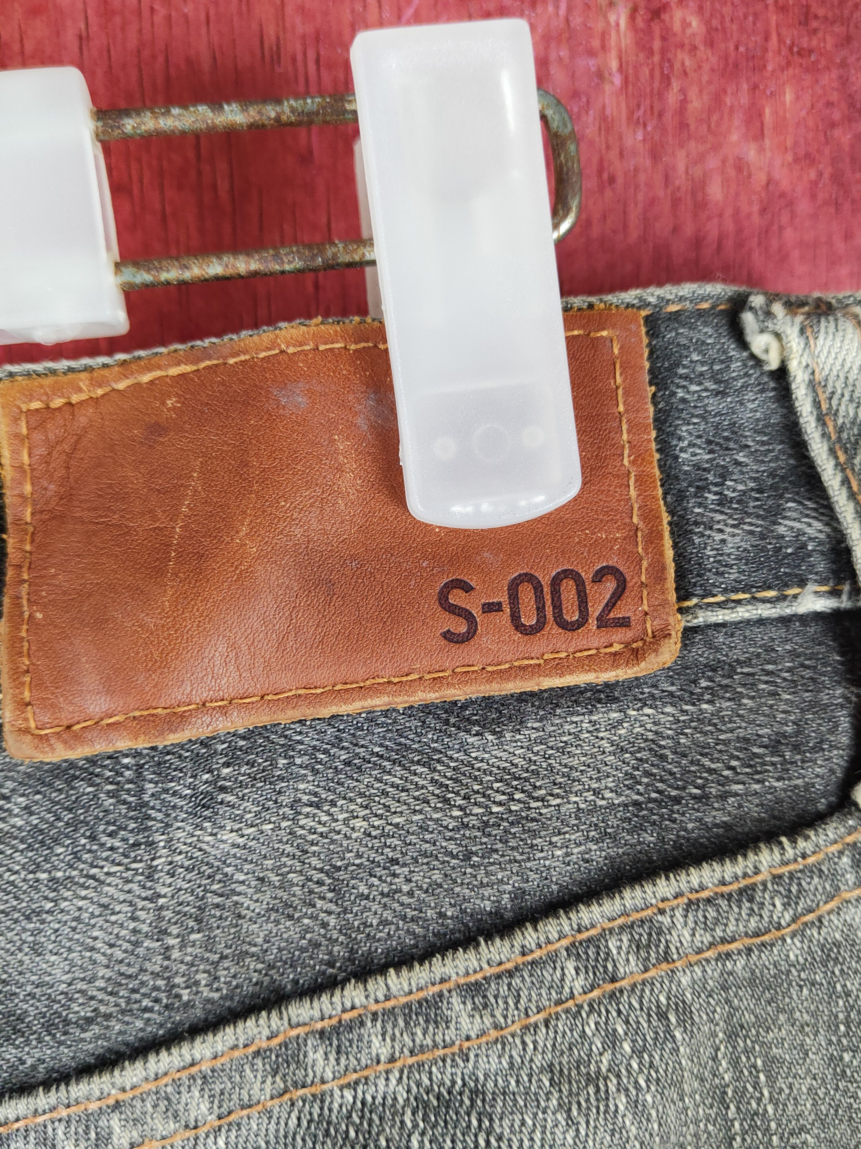 Japanese Brand DL Uniqlo Black Faded Distressed Ripped Jeans #S1627 Size US 31 - 11 Thumbnail