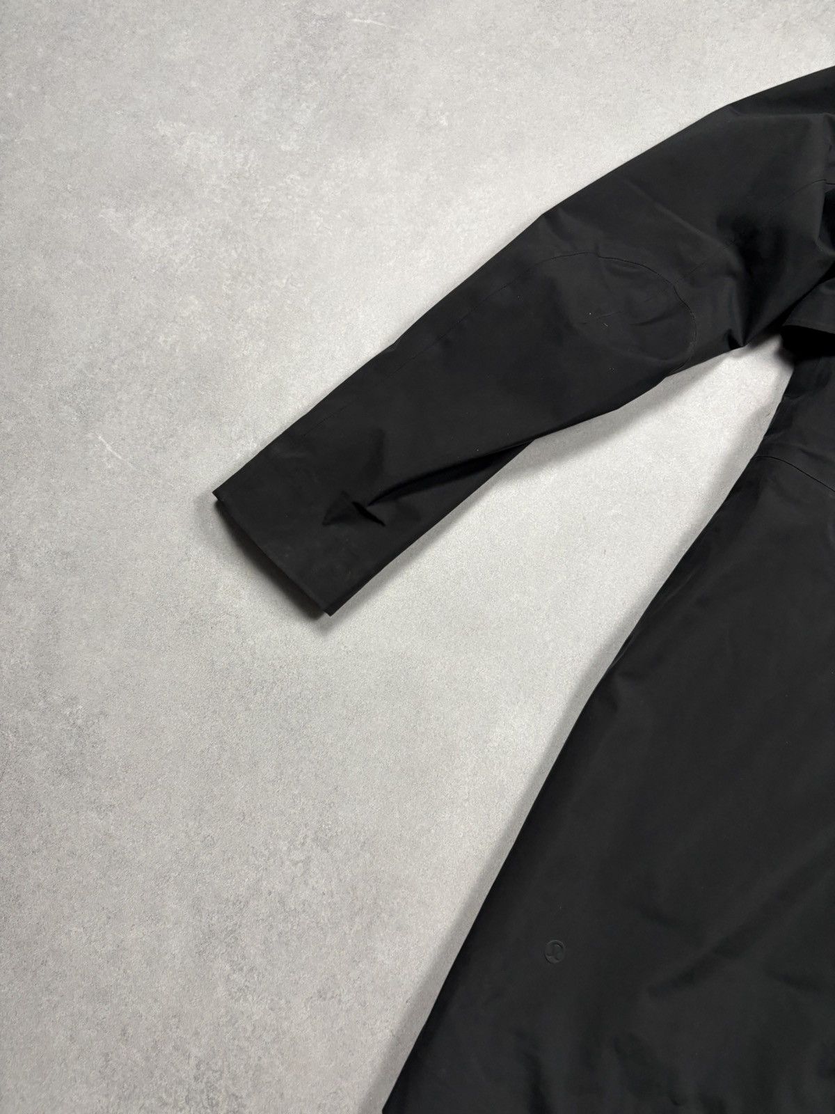 Lululemon Lululemon Black Hooded Jacket Lightweight Technical Coat Size S / US 4 / IT 40 - 11 Thumbnail