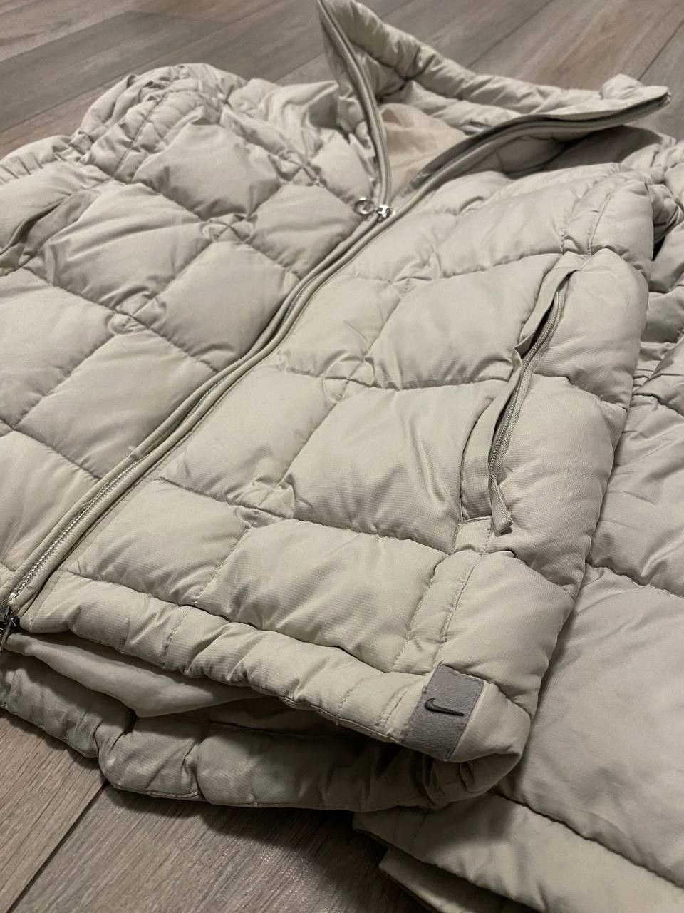 Nike Vintage Nike Puffer Jacket Beige Fluff Streeatwear Size: M Size M / US 6-8 / IT 42-44 - 4 Thumbnail