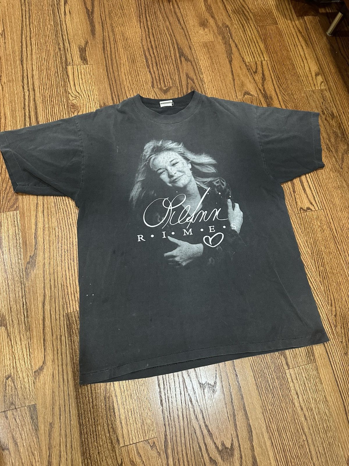 Vintage Vintage Selena Shirt RIMES/TEXAS tee Size US XL / EU 56 / 4 - 1 Thumbnail