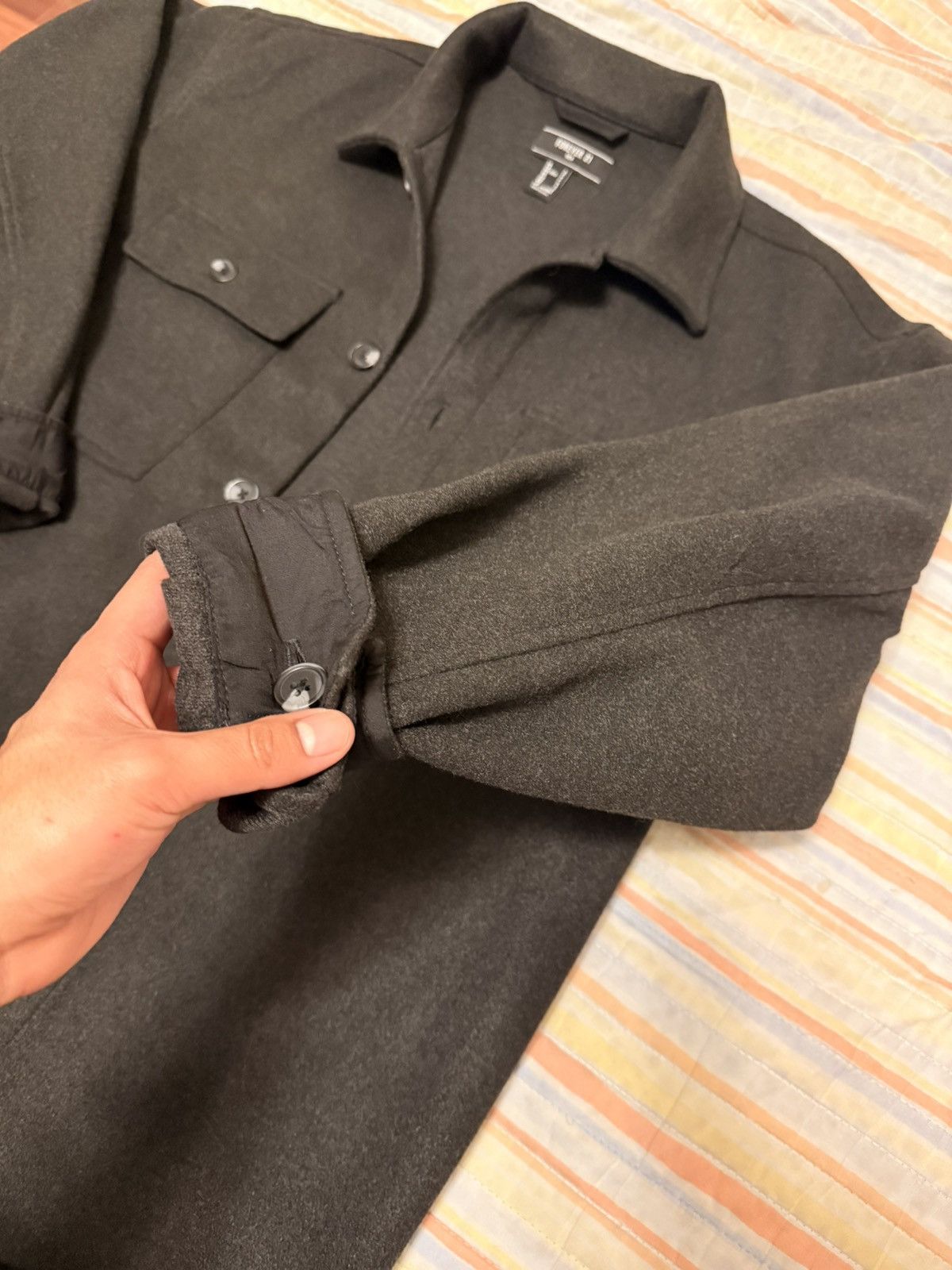 Forever 21 Forever 21 jacket size small used and is very good Size US S / EU 44-46 / 1 - 4 Thumbnail