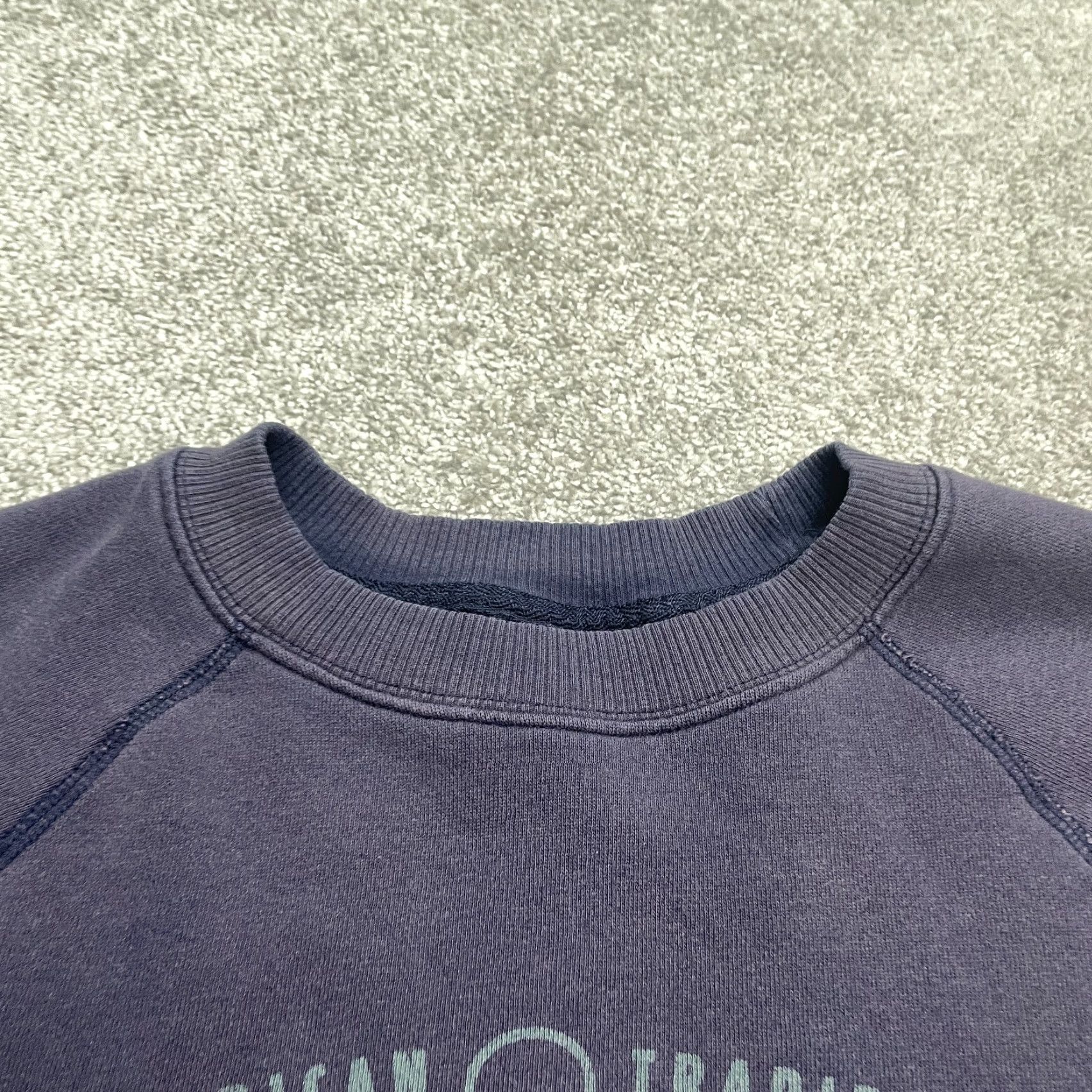 Disney VINTAGE Disney Parks Mickey Mouse Sweatshirt Mens Large Blue Crew Neck Casual Size US L / EU 52-54 / 3 - 4 Thumbnail