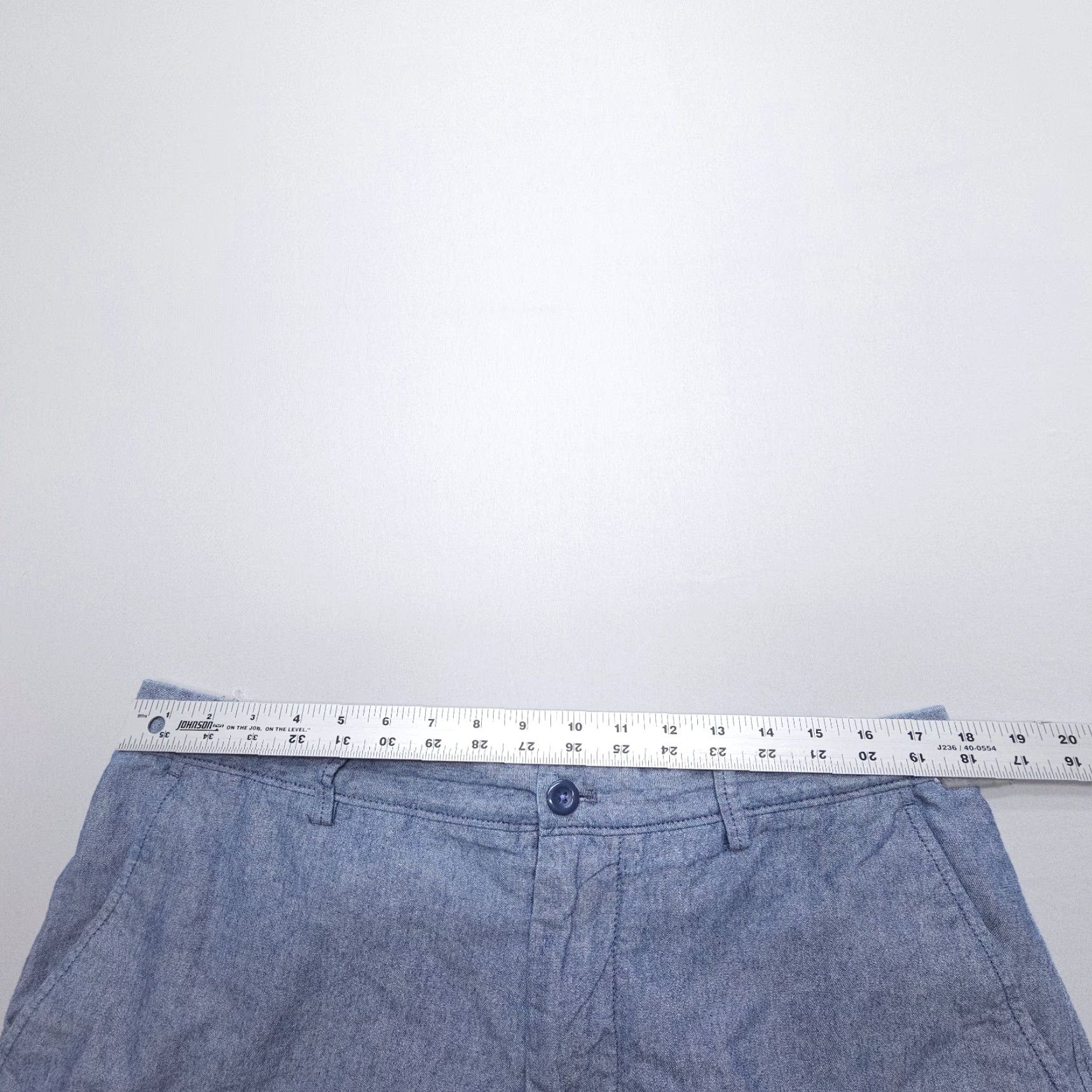 J.Crew J.CREW Chino Shorts Mens 35 x 10" Blue 100% Cotton Chambray Flat Preppy Lightweight Casual Travel Shorts Mens Blue Size US 35 - 5 Thumbnail